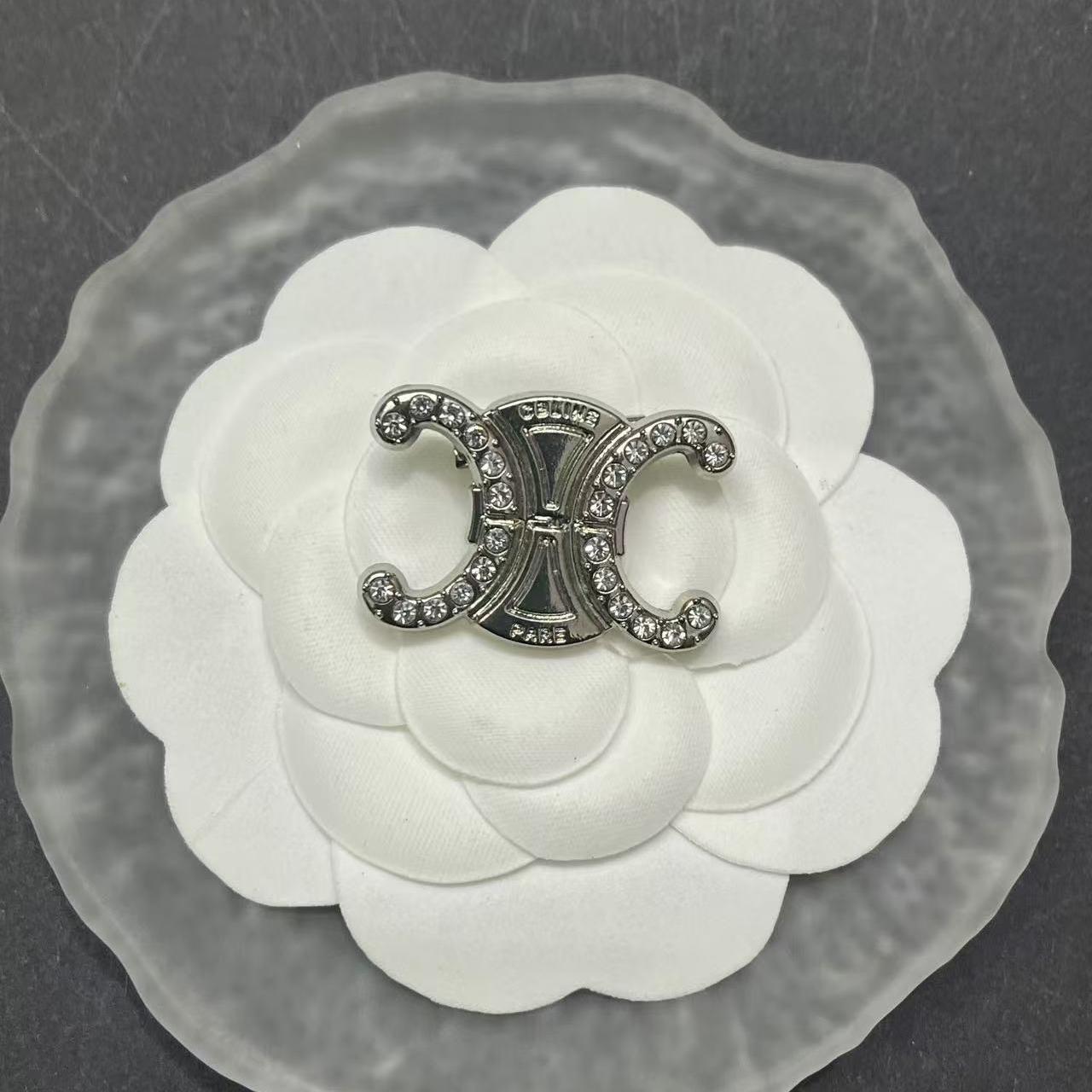 CL-Metal Signage With Diamond 30MM*21MM