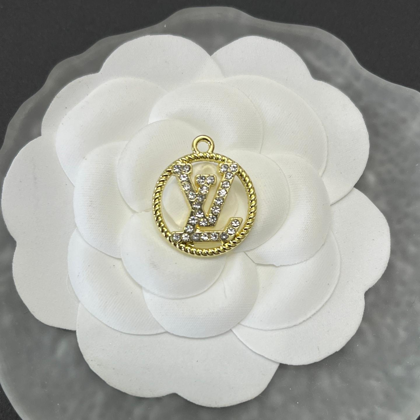 L- Round hollow With Diamond 19MM*22MM