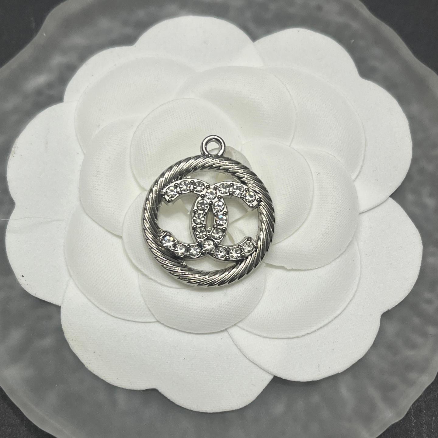 CC-Round Shape Hollow With Diamond 25MM*22MM
