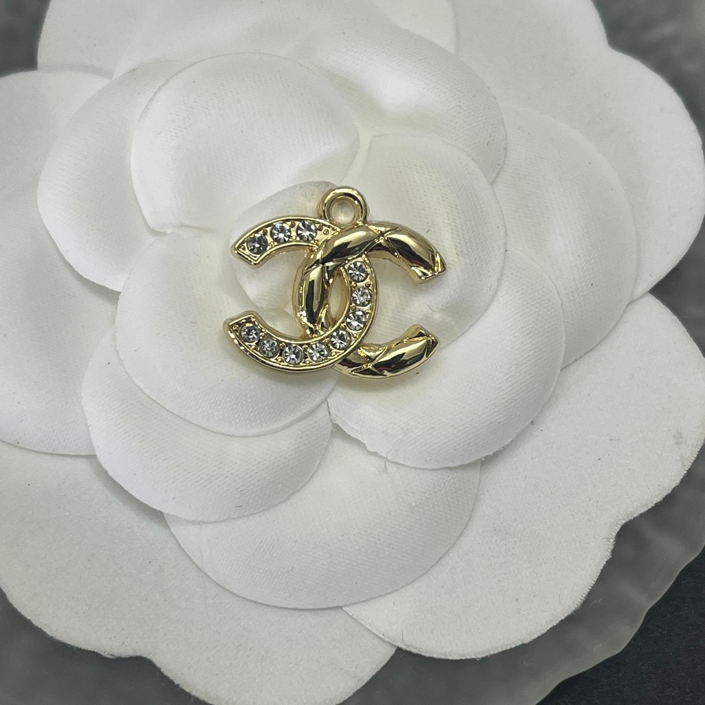 CC Half-Cutout with Diamonds 18MM*16MM