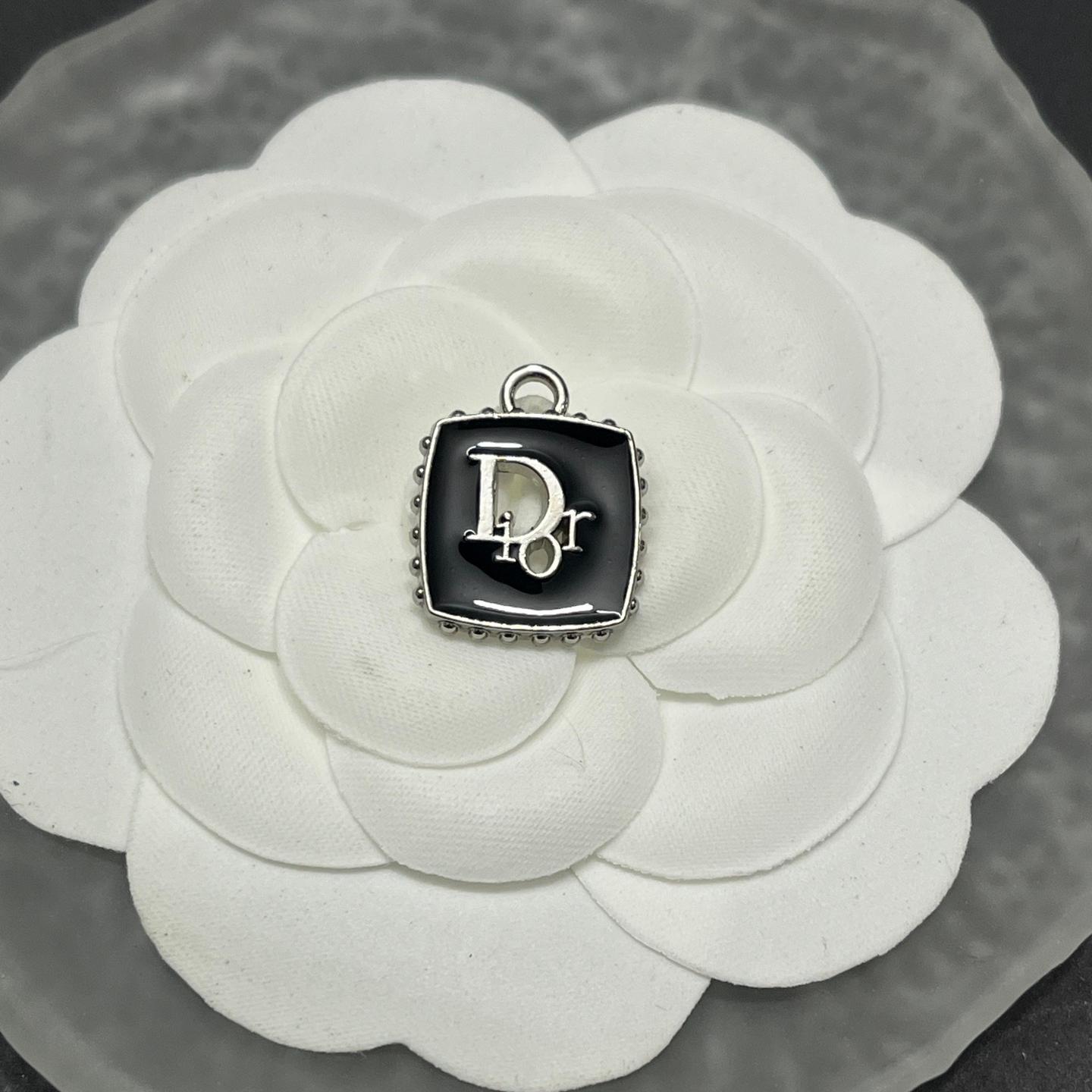 DR-Square shape Metal Signage 15MM*18MM