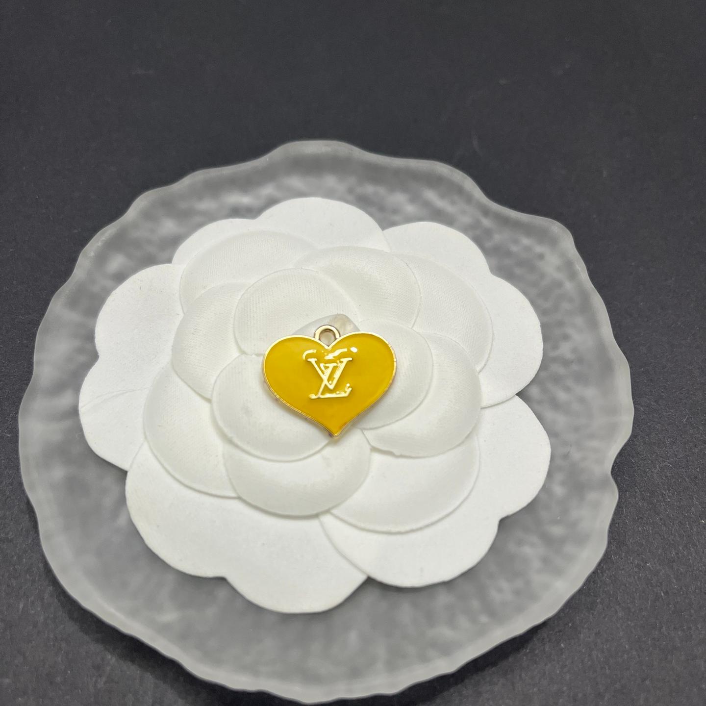 L-Love shape Metal Signage 17MM*20MM