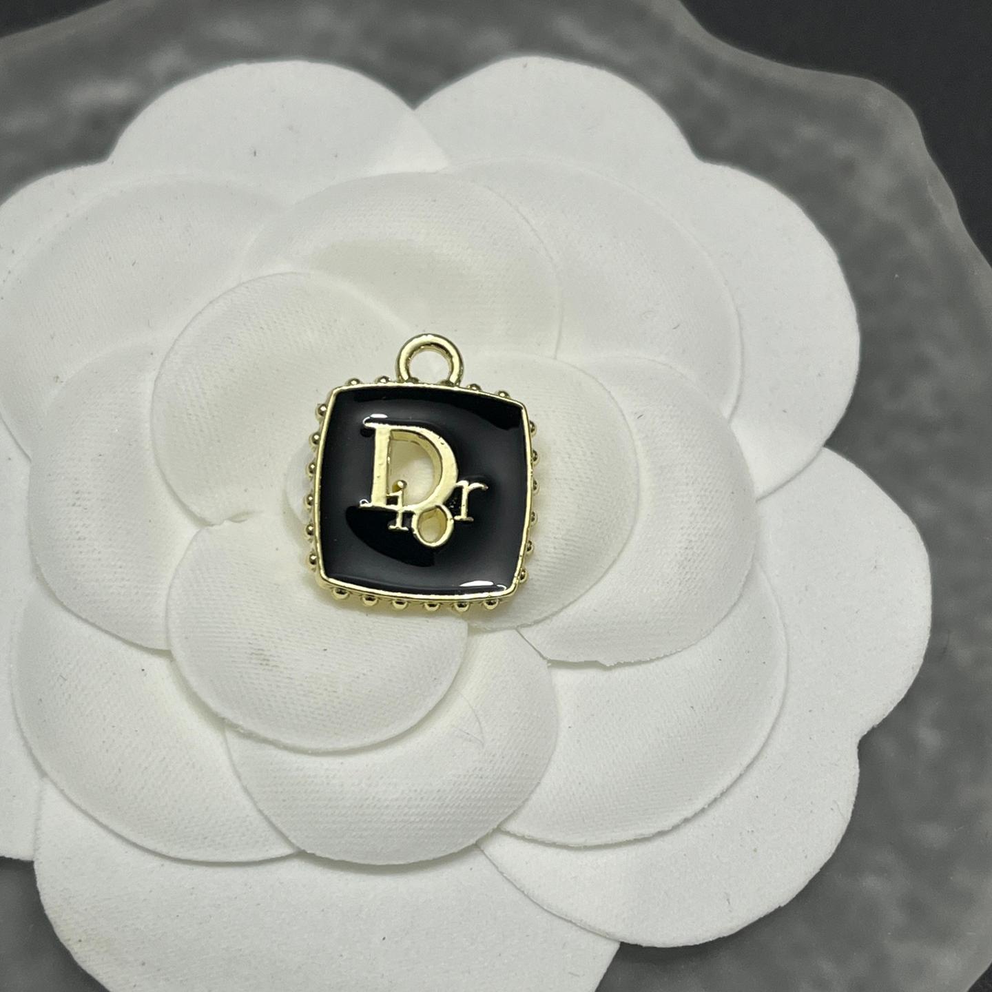 DR-Square shape Metal Signage 15MM*18MM