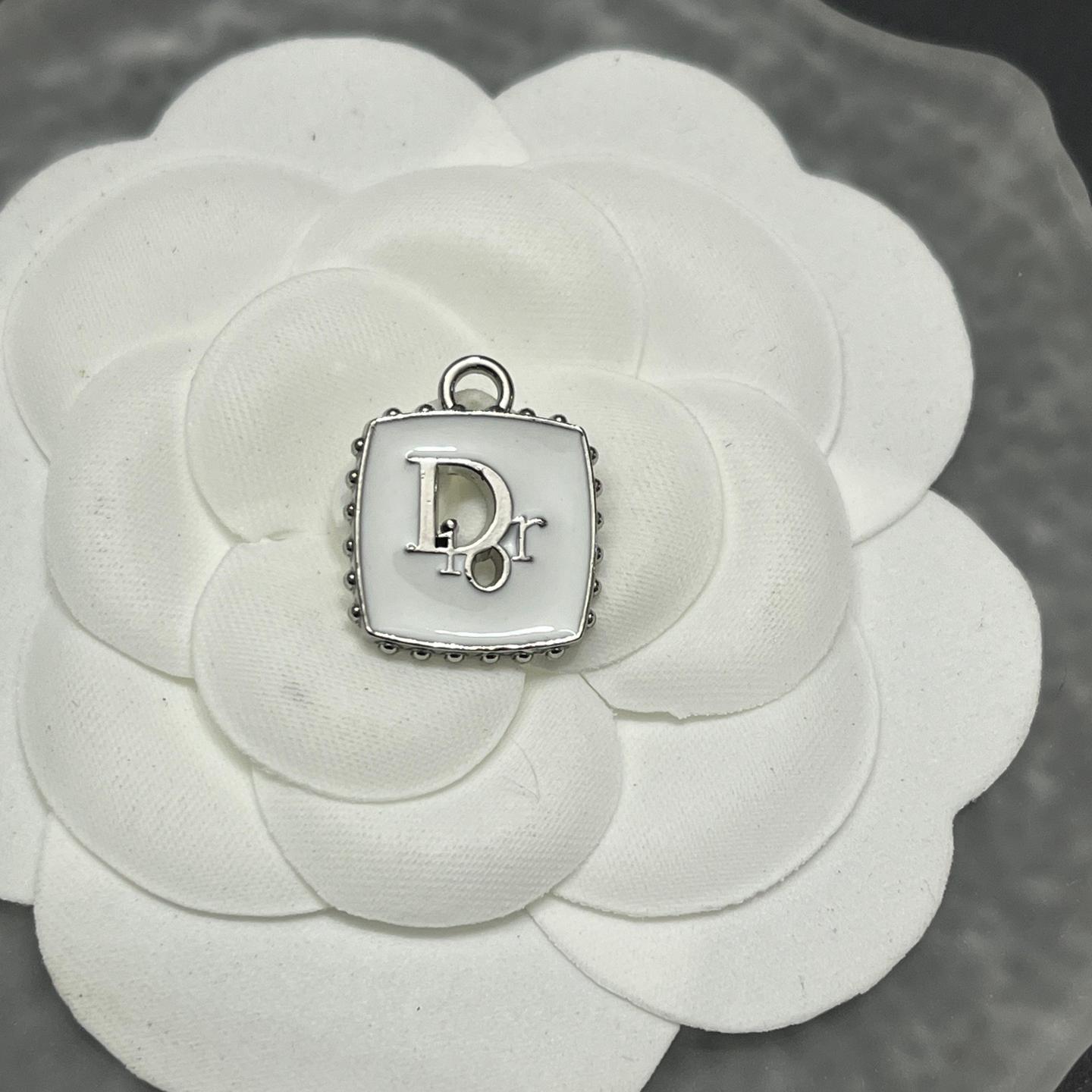 DR-Square shape Metal Signage 15MM*18MM