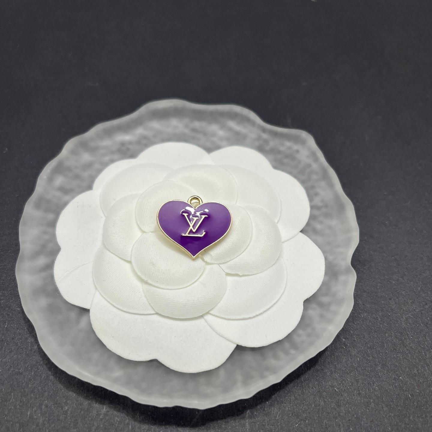 L-Love shape Metal Signage 17MM*20MM