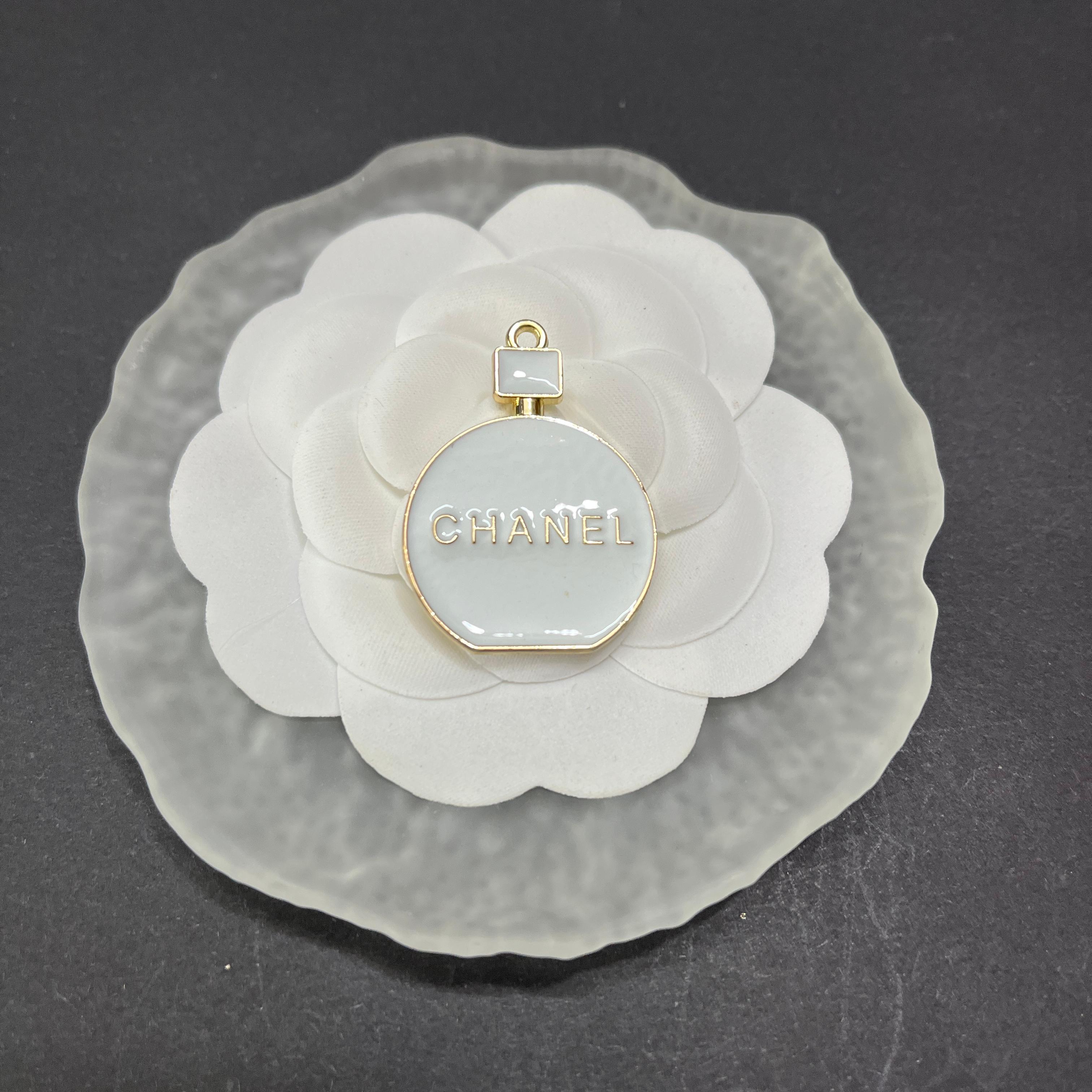 CC Perfume Bottle Shape with Gold Trim 35MM*25MM