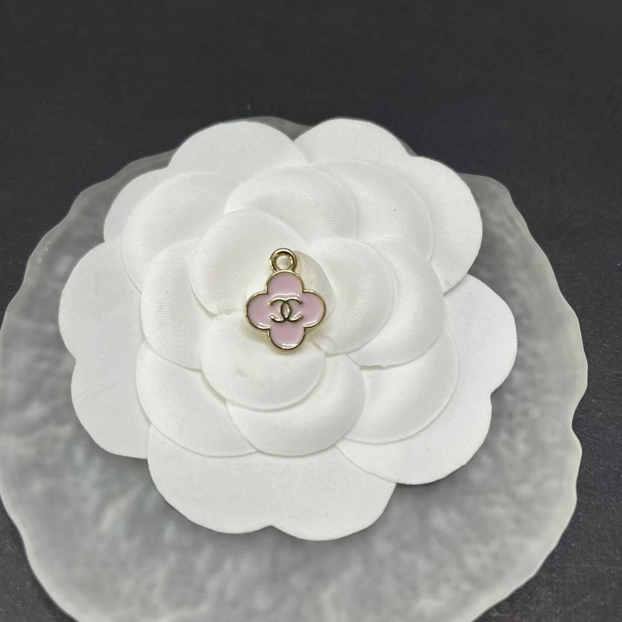 CC-Flower shape Metal Signage 16MM*13MM