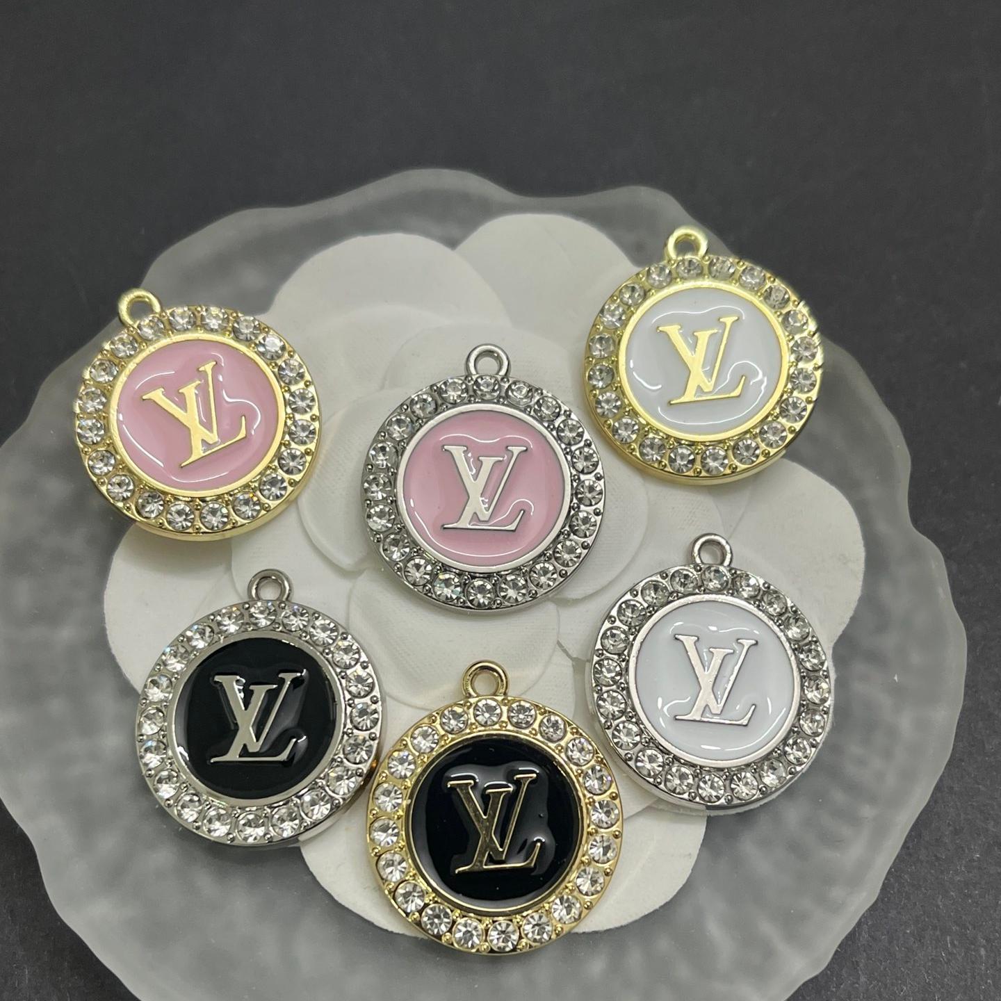 CC-Round Shape Circular Perimeter With Diamond 25MM*22MM