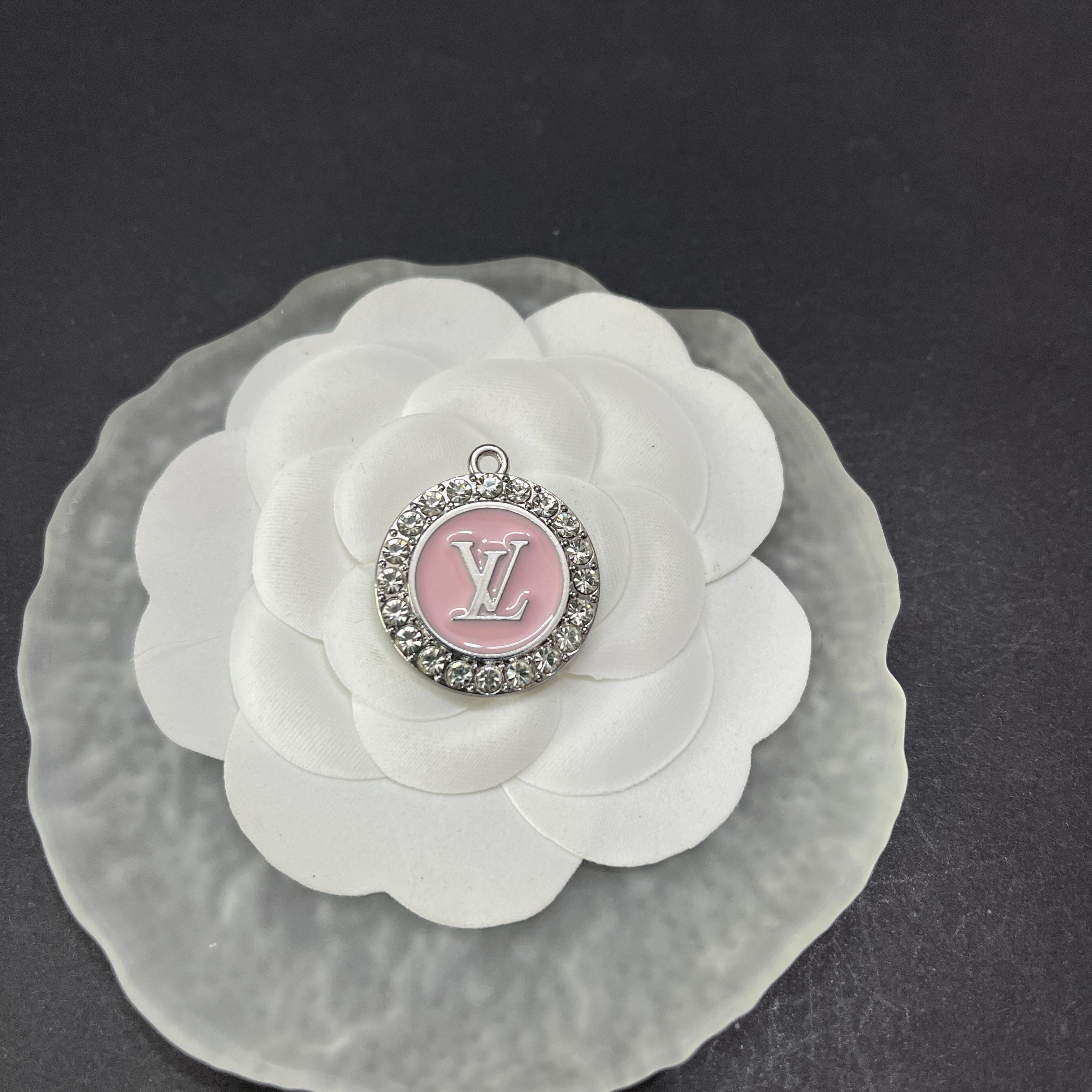 CC-Round Shape Circular Perimeter With Diamond 25MM*22MM