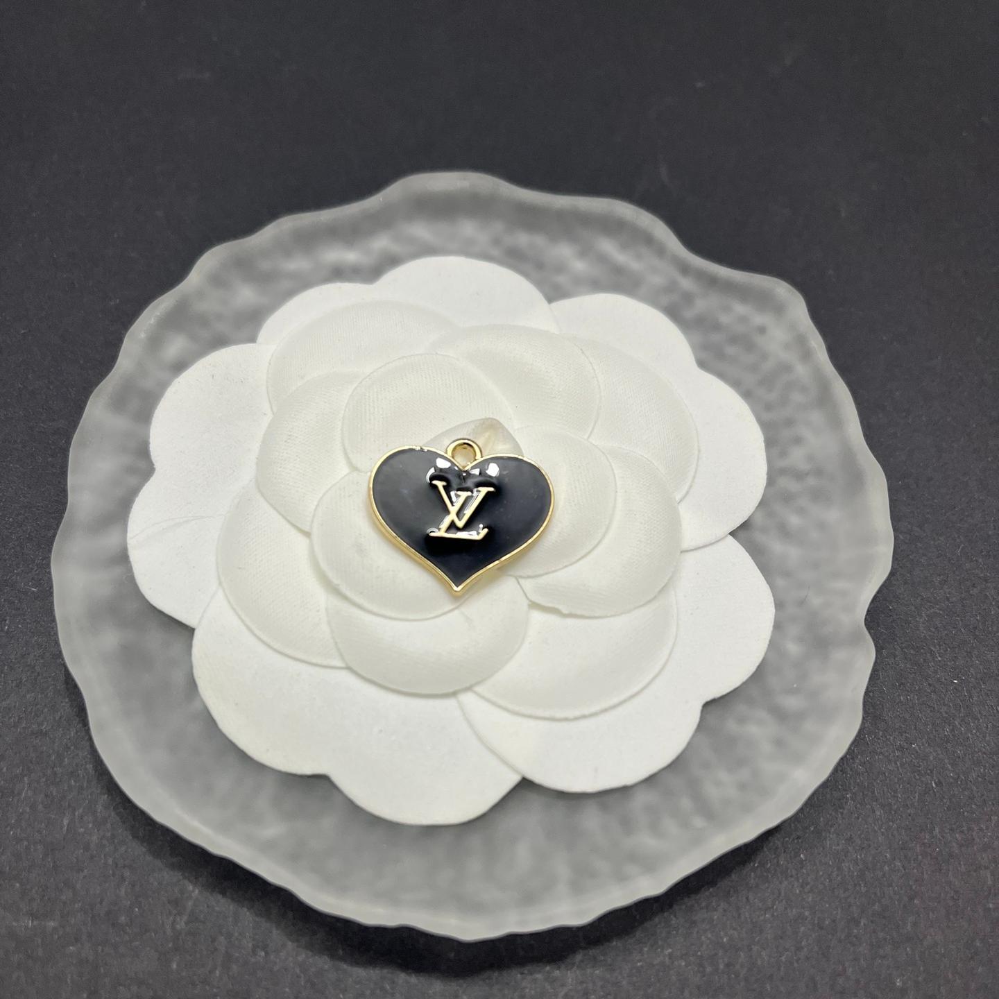 L-Love shape Metal Signage 17MM*20MM