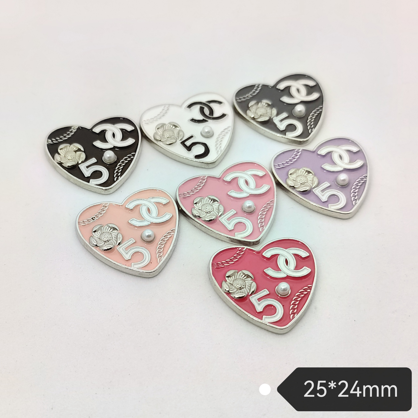 CC-Love Shape Metal Signage 25MM*24MM