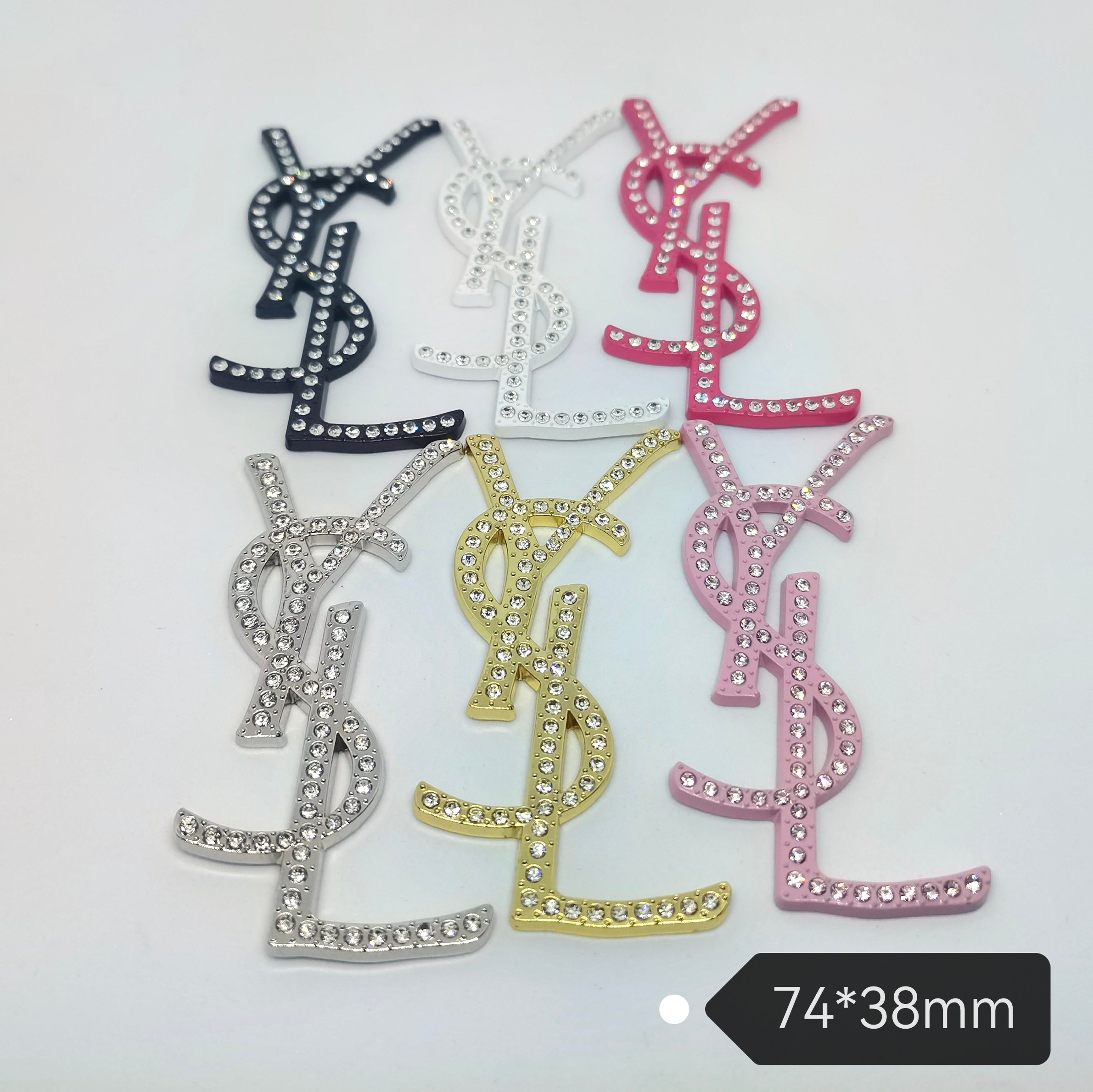 Y-signage With Diamonds 74MM*38MM