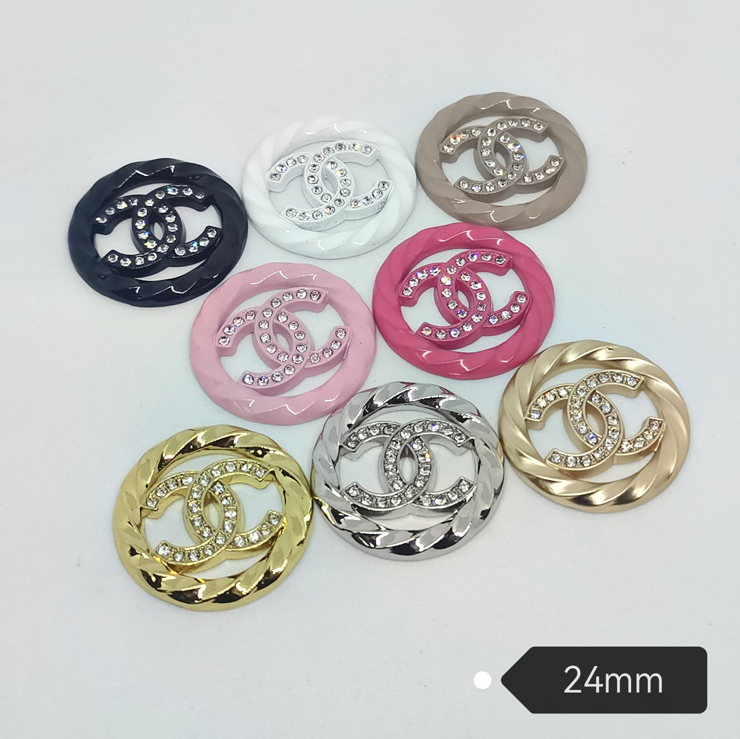 C-Round Shape With Diamonds 24MM*24MM