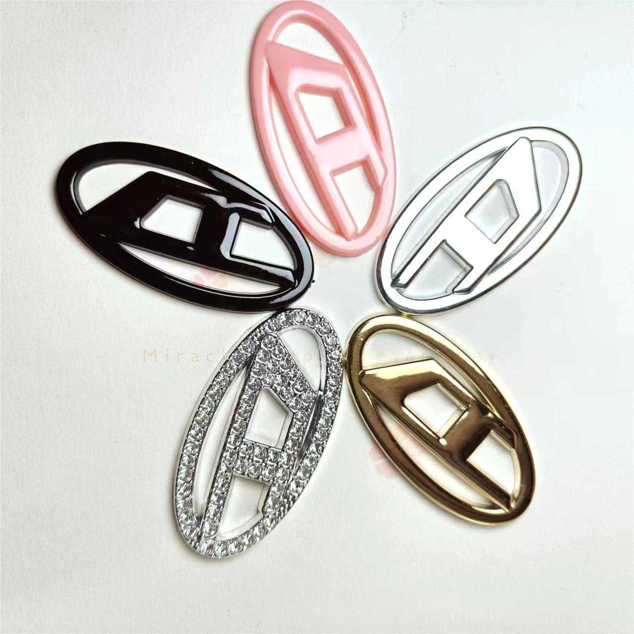 Letter D Non-metal signage 60MM*31MM