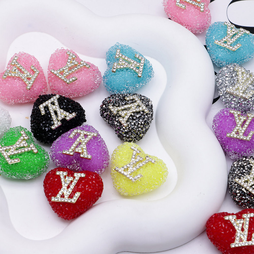 Love Shape Signage With Diamonds lv 21MM*22MM