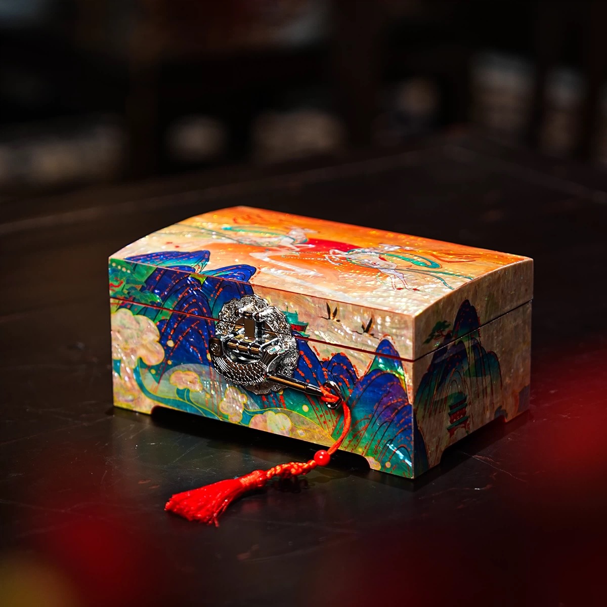 Mother-of-Pearl Inlay Jewelry Box with Nine-Colored Deer