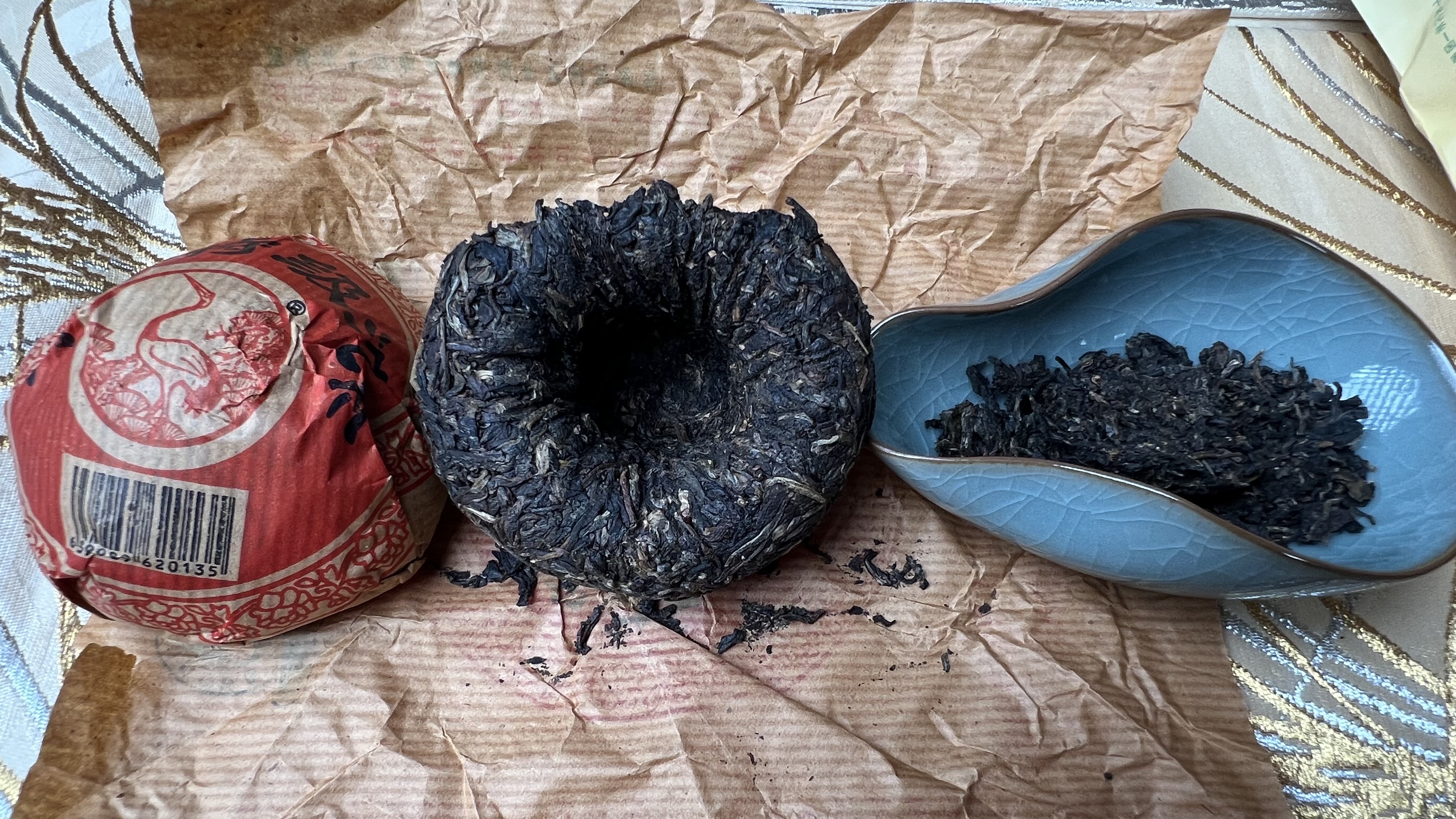 Introduction to 2007 Xiaguan Tuocha Raw Pu'er Tea (Sheng Pu'er Tuocha)     2007年下关特级沱茶