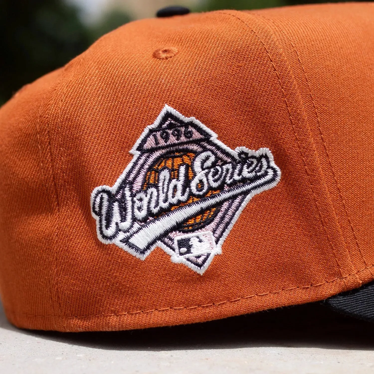 NEW ERA 9FORTY A-FRAME NEW YORK YANKEES WORLD SERIES 1996 TWO TONE / PINK UV SNAPBACK - Thesouthcap