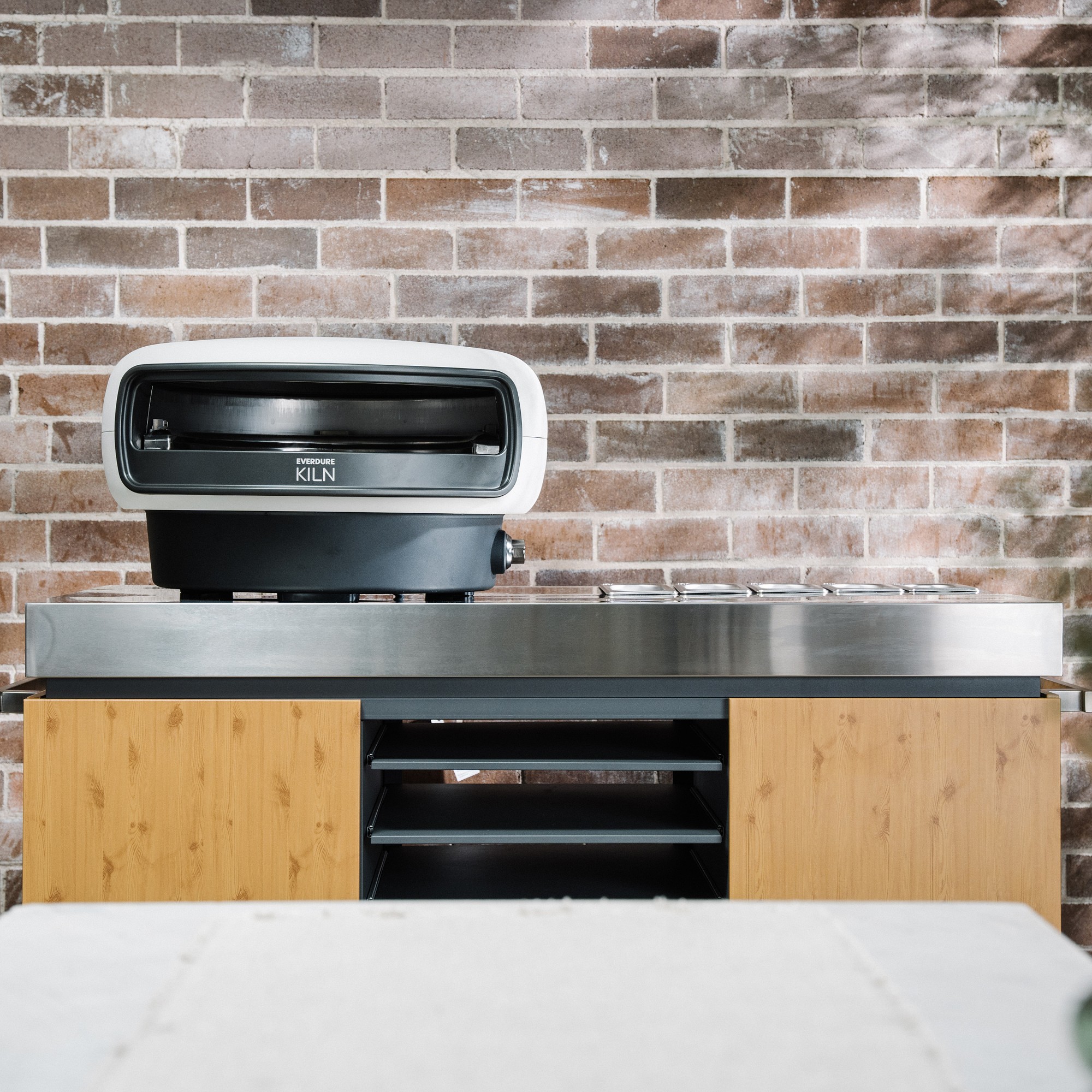 Everdure Pizza Station