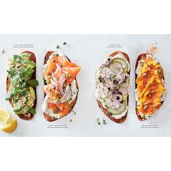 Williams Sonoma Breakfast & Brunch: 100+ Recipes to Start the Day