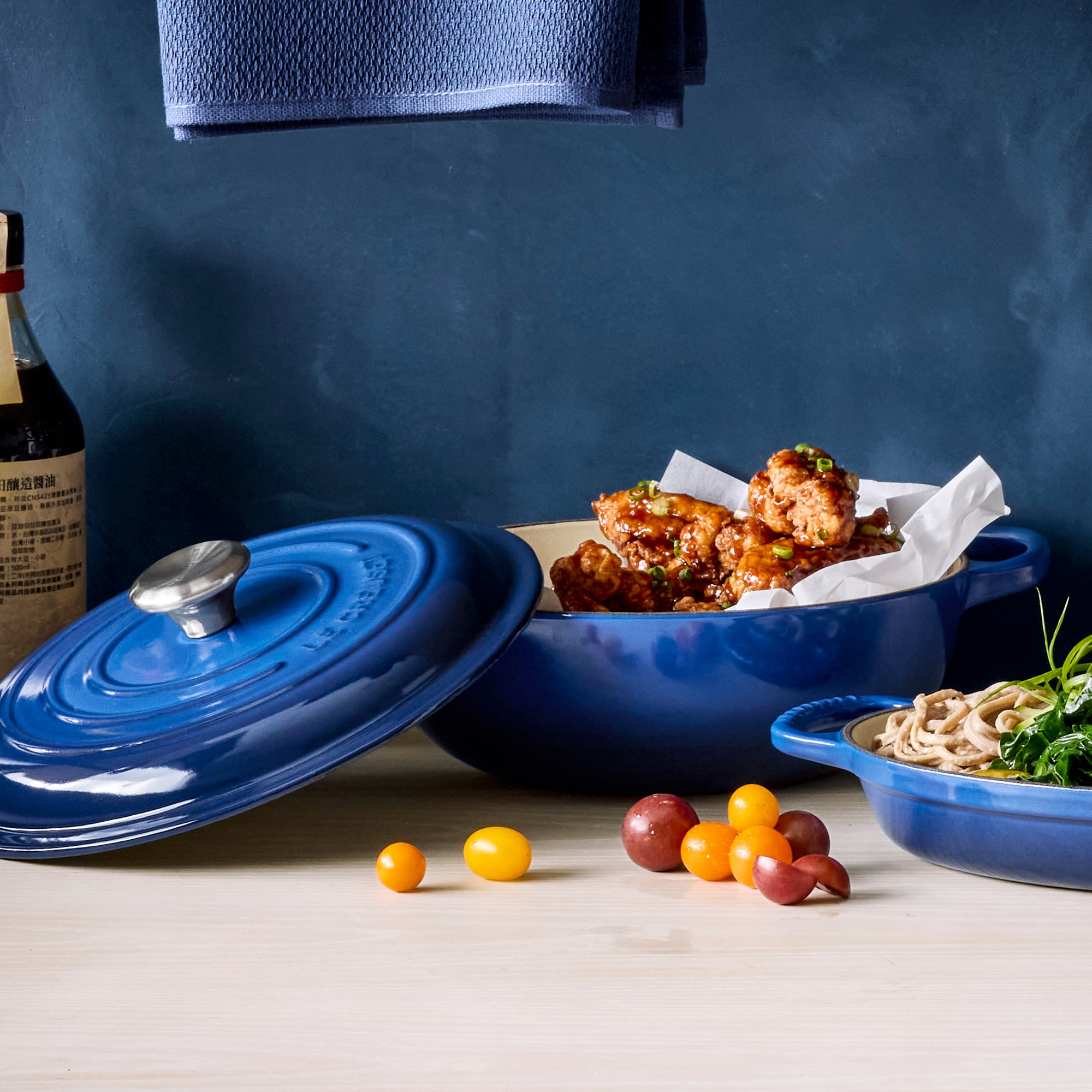 Le Creuset Enameled Cast Iron Signature French Oven, 2 1/2-Qt.