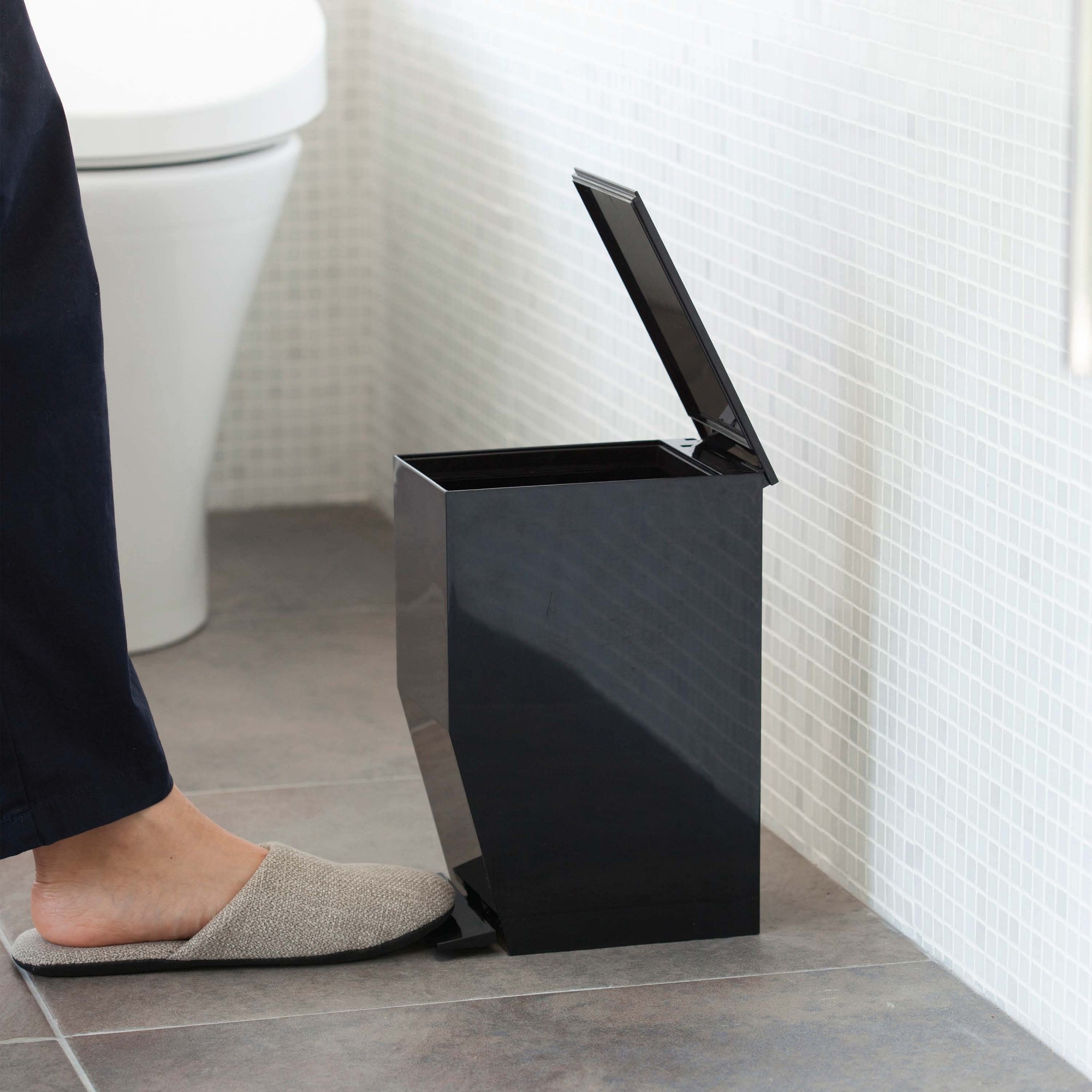 Yamazaki Home Tower Step Trash Can