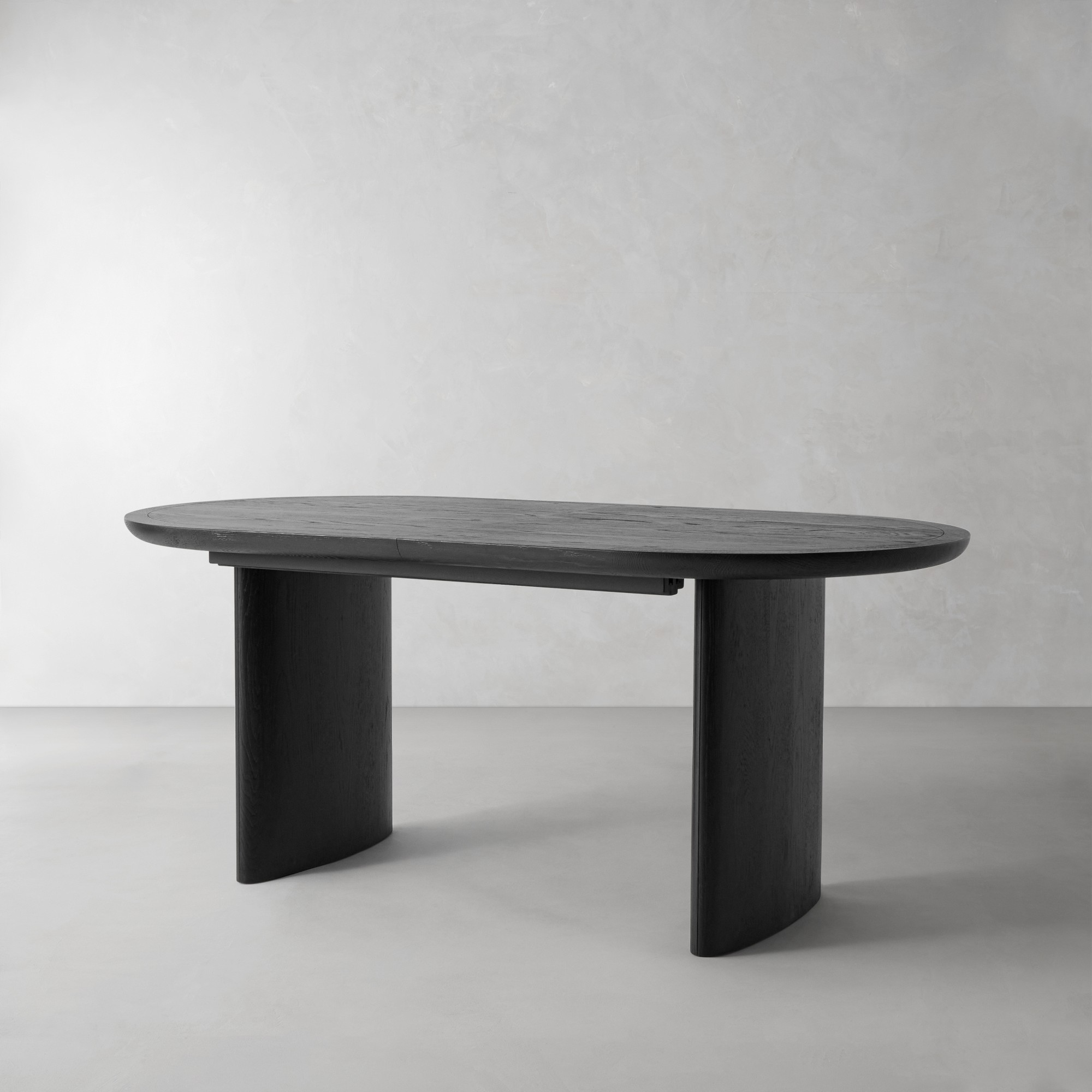Radius Extendable Oval Dining Table (72