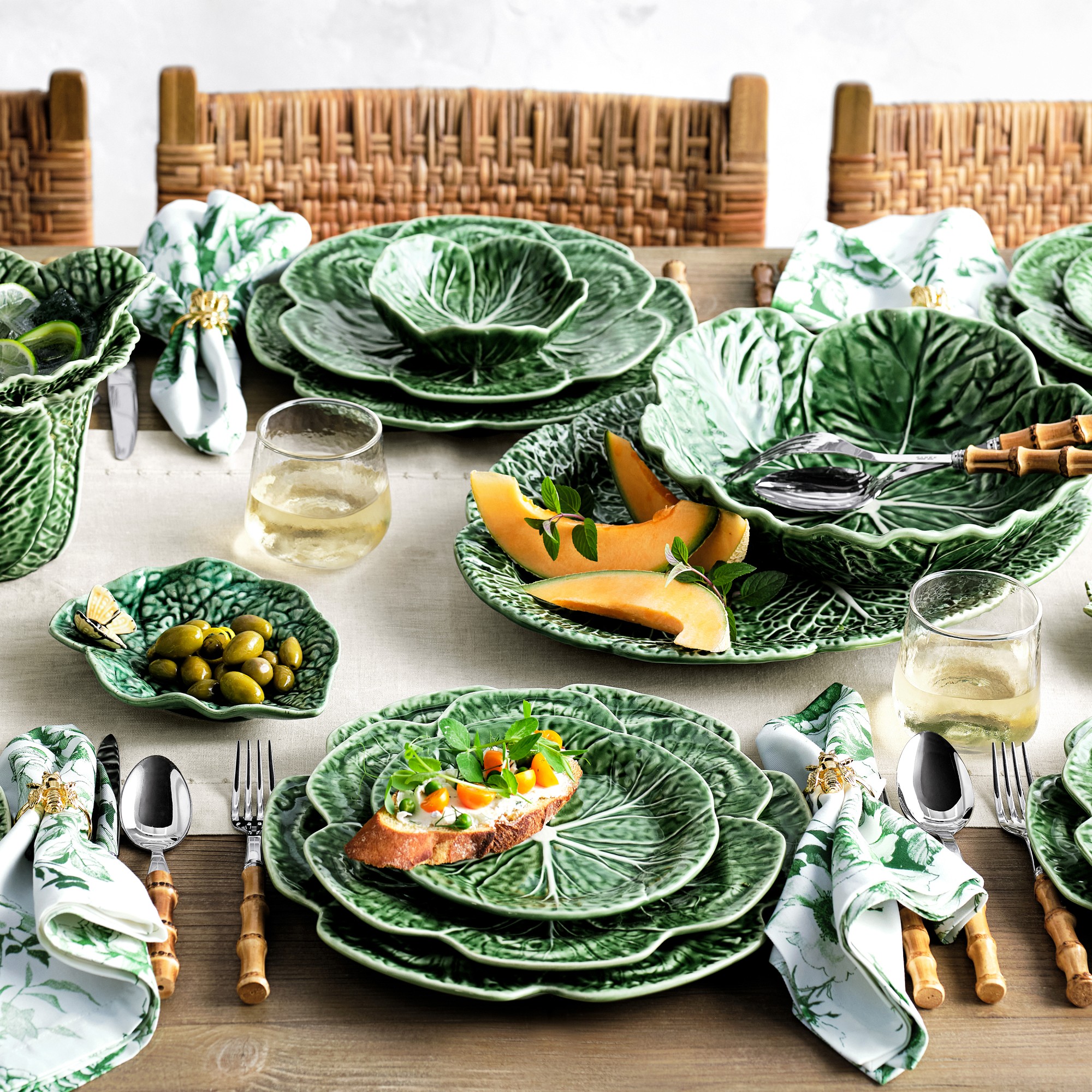 Bordallo Pinheiro Cabbage Dinner Plates