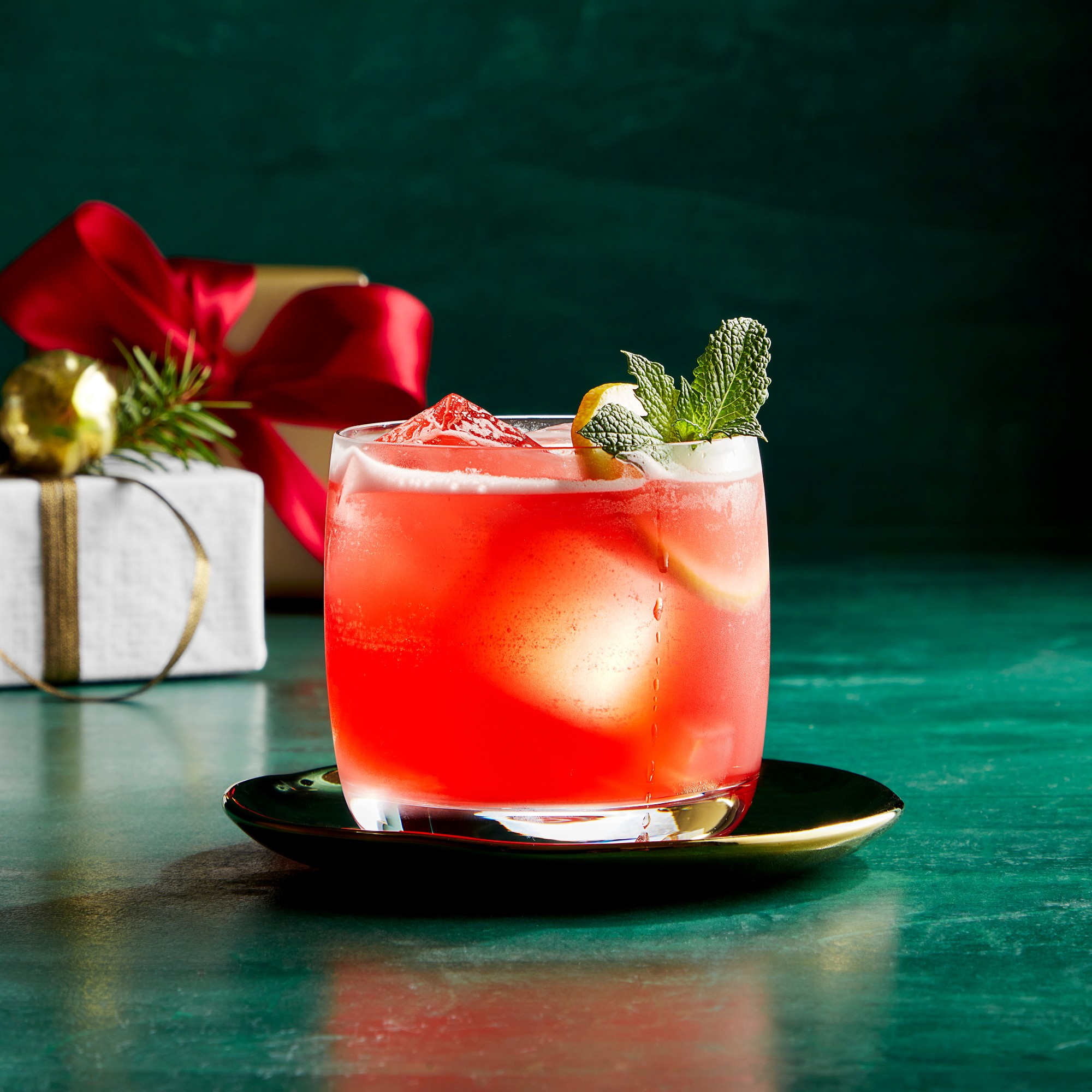 Williams Sonoma Reserve Decanter & Double Old-Fashioned Glasses, Set of 4