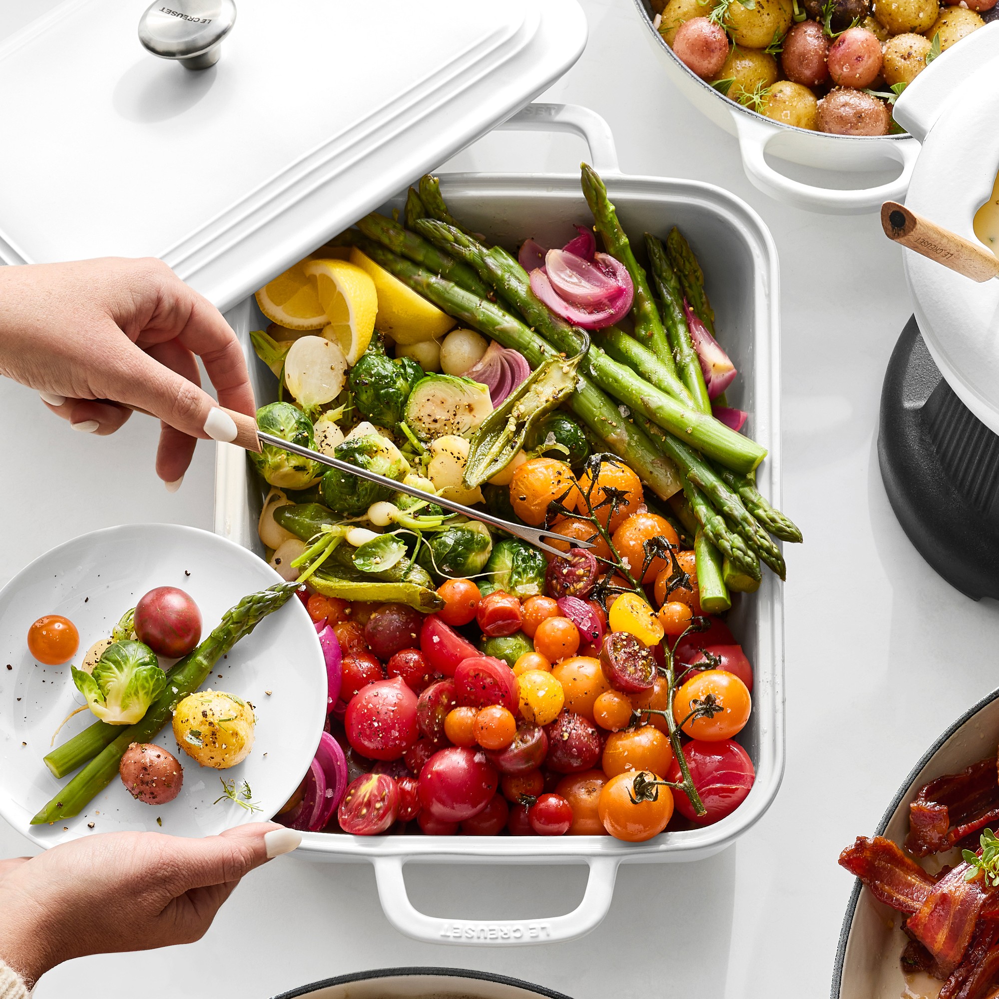 Le Creuset San Francisco Stoneware Rectangular Covered Baker, 4-Qt.