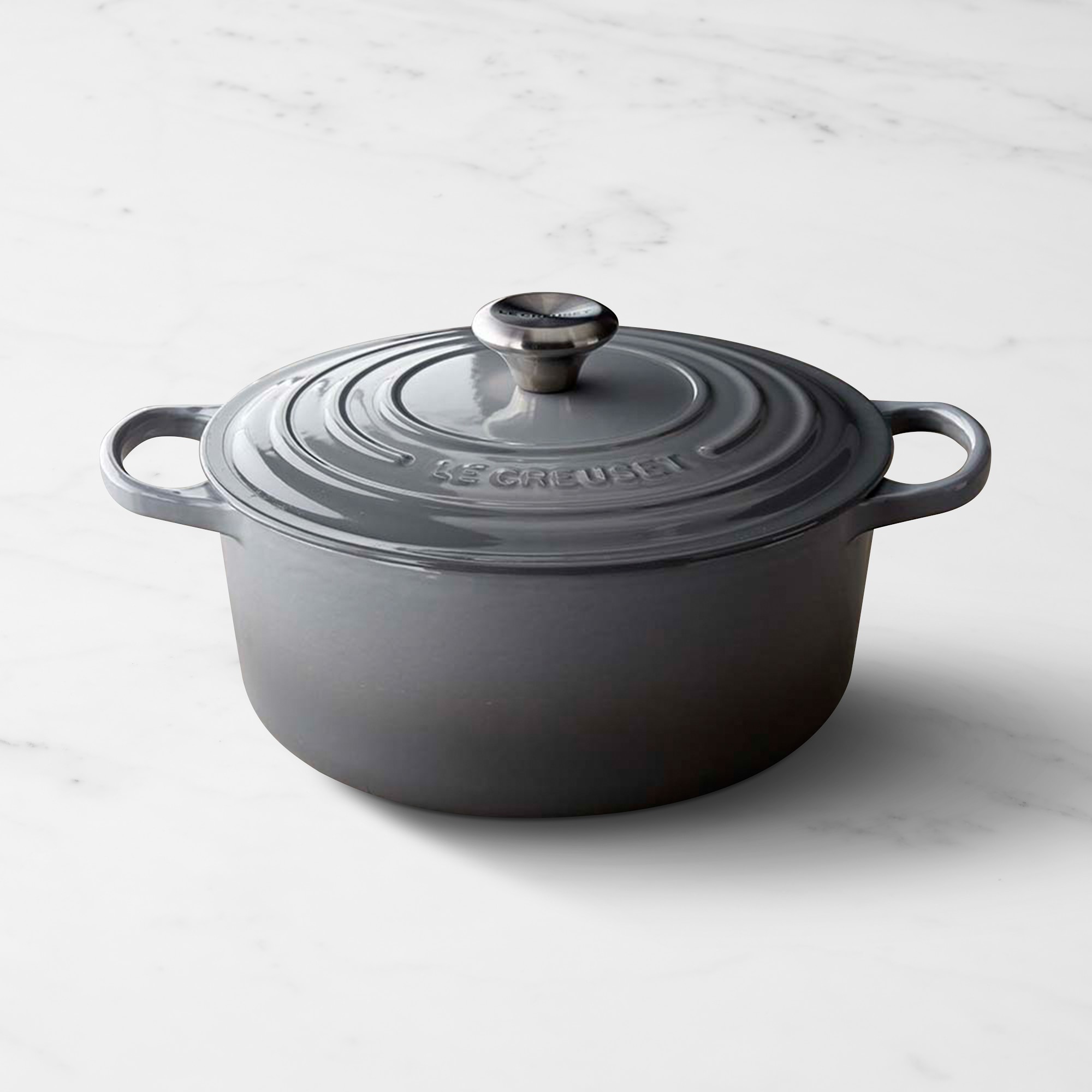 Le Creuset Signature Enameled Cast Iron Round Dutch Oven