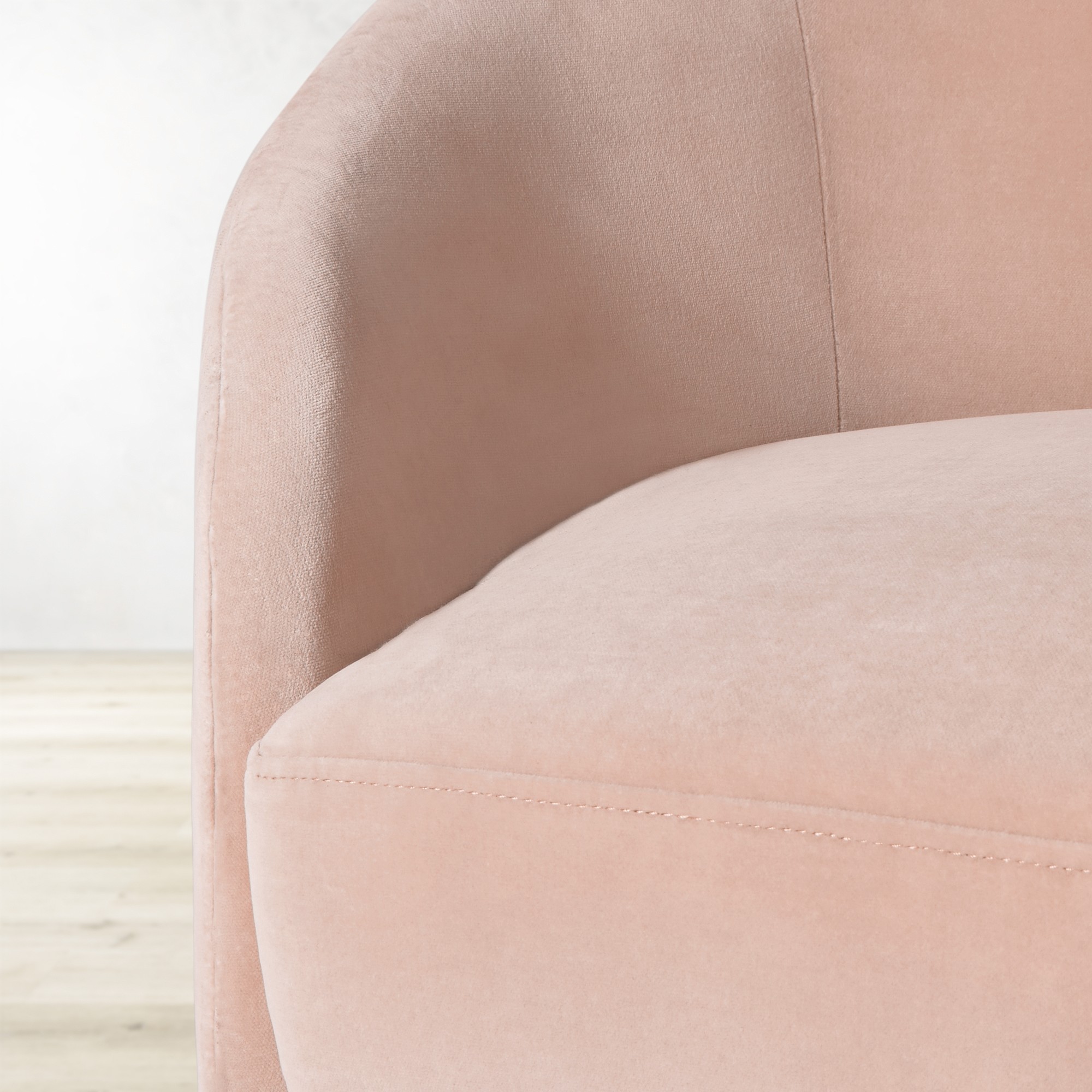 Montclair Swivel Chair