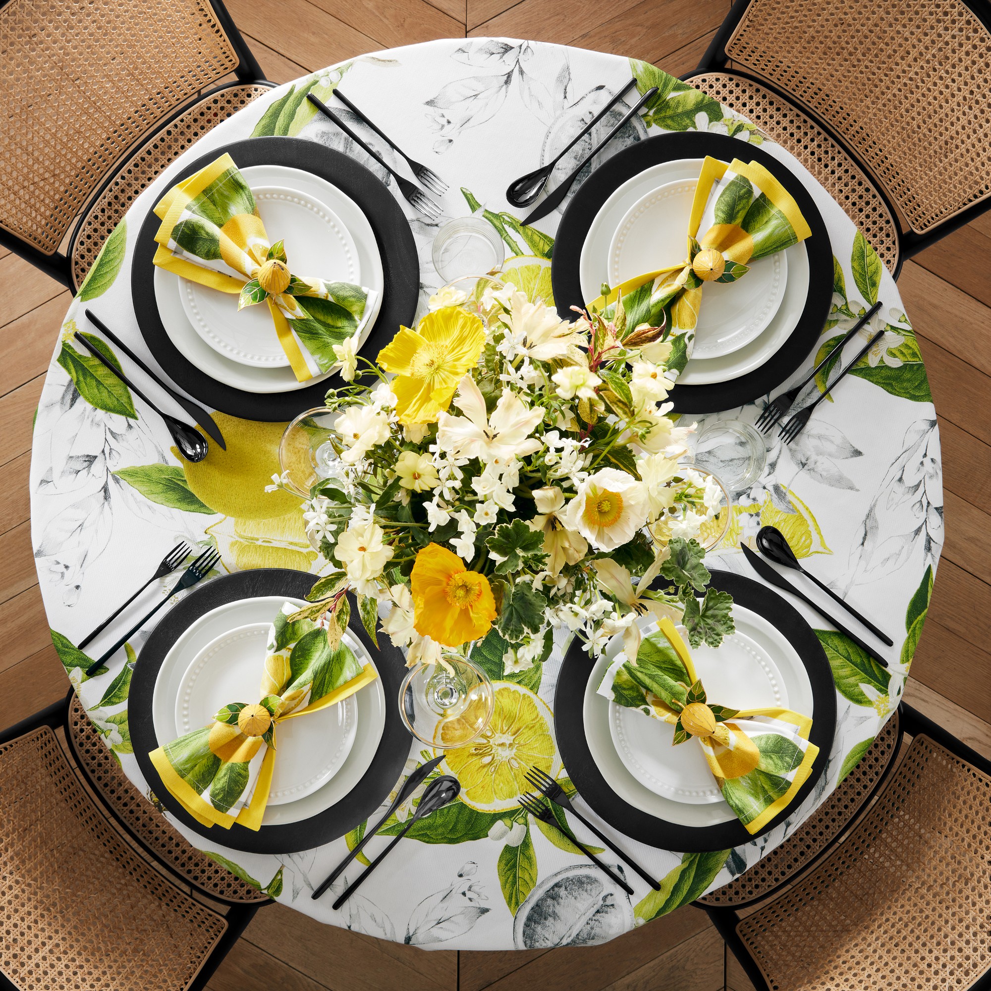 Meyer Lemon Round Tablecloth
