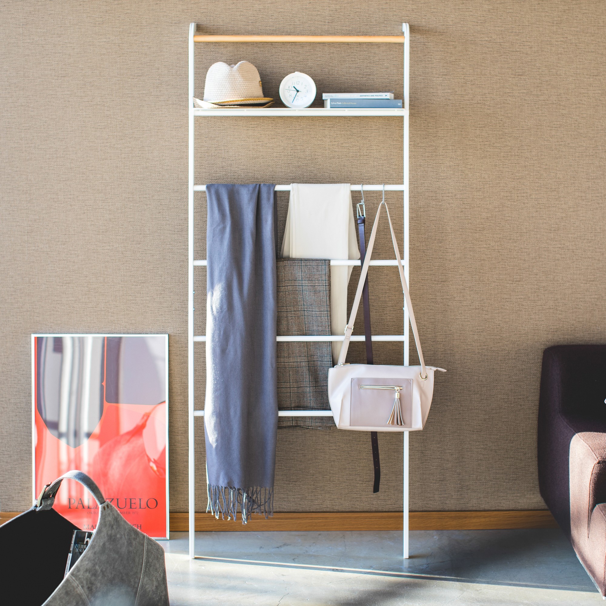 Yamazaki Home Leaning Storage Ladder