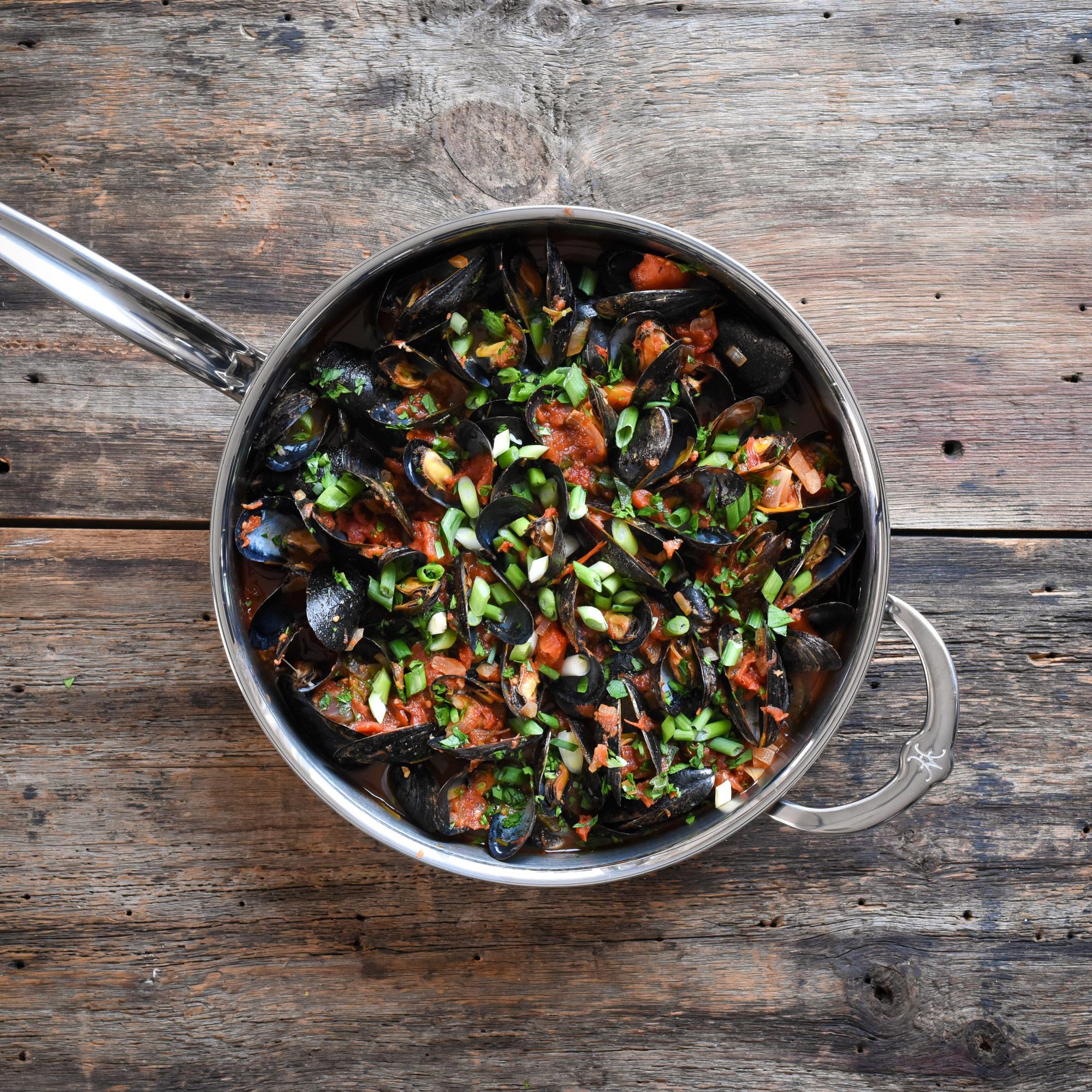 Hestan ProBond Professional Clad Stainless-Steel Essential Pan with Helper Handle, 5-Qt.