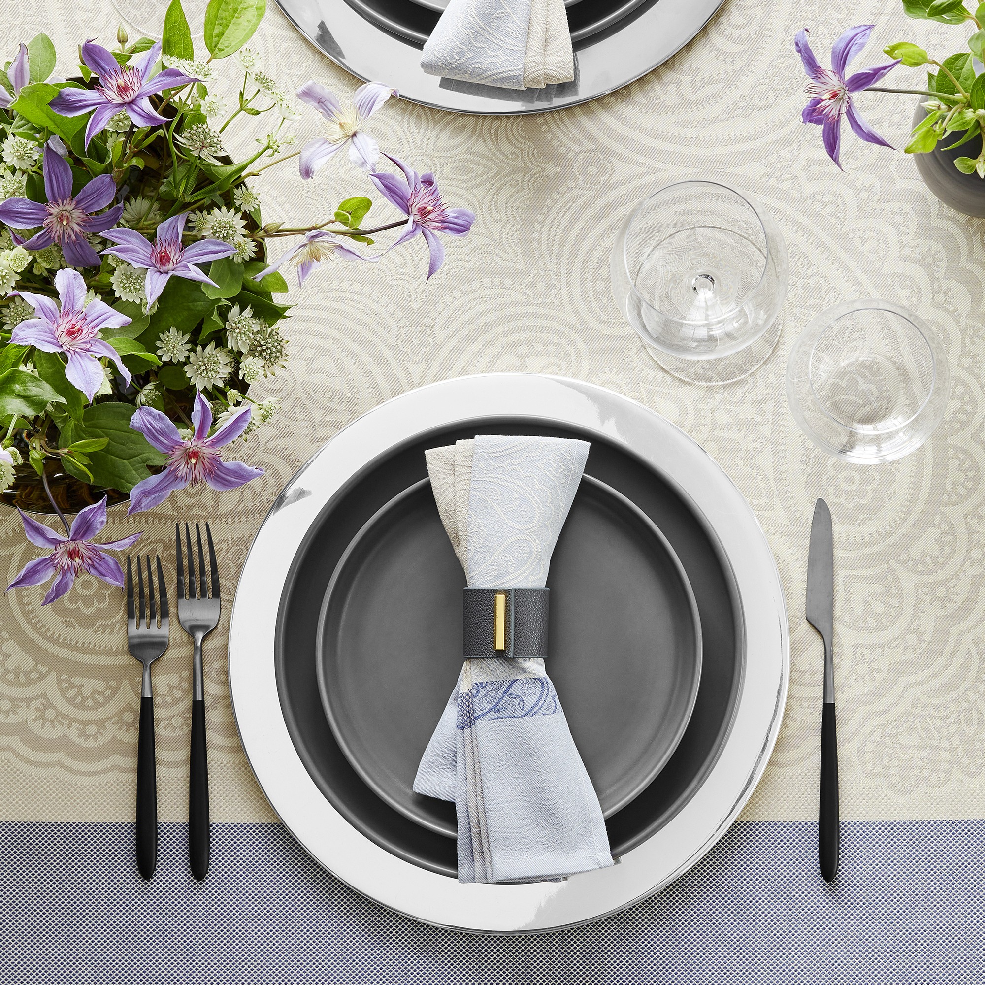 Jacquard Madrid Tablecloth