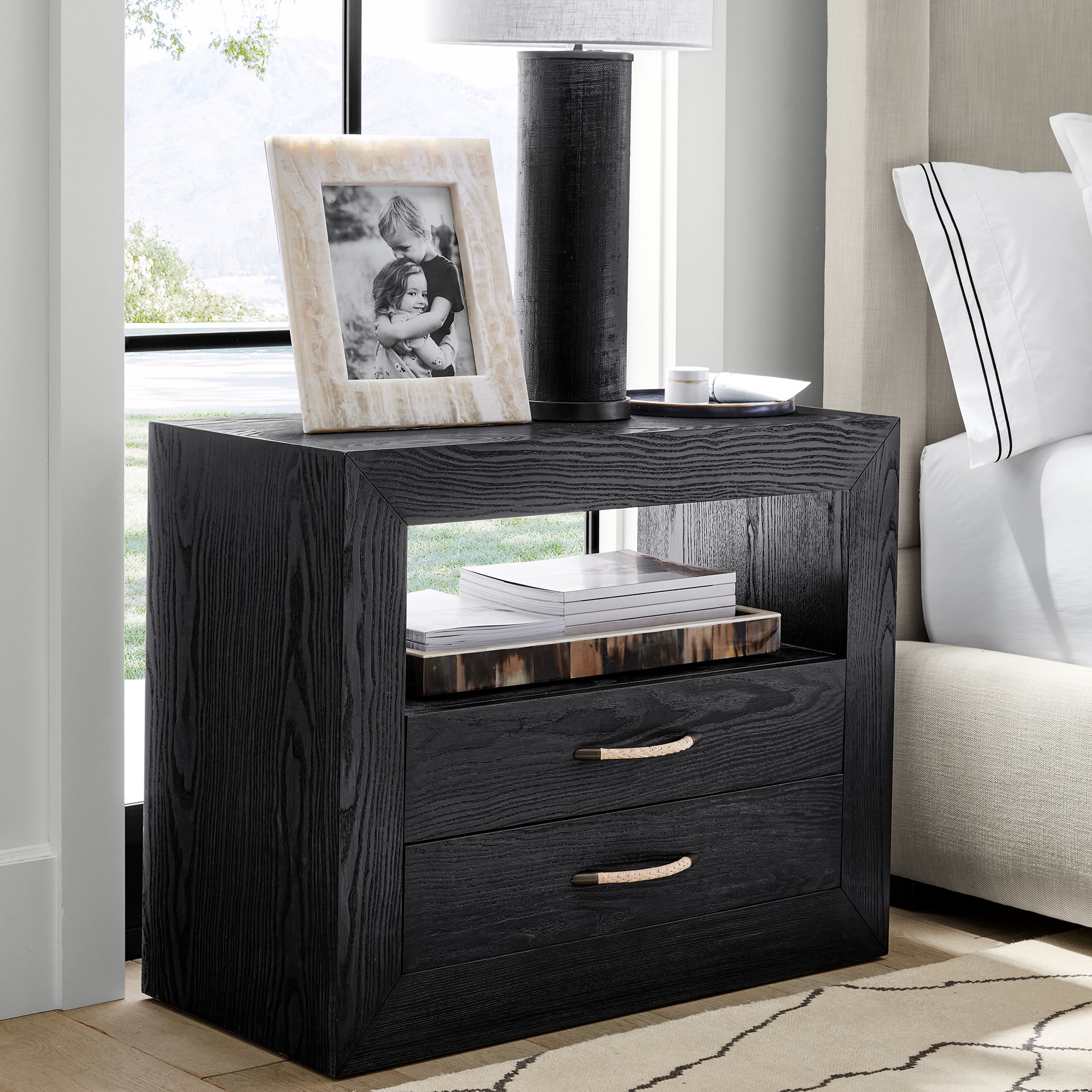 Malta 2-Drawer Nightstand (34