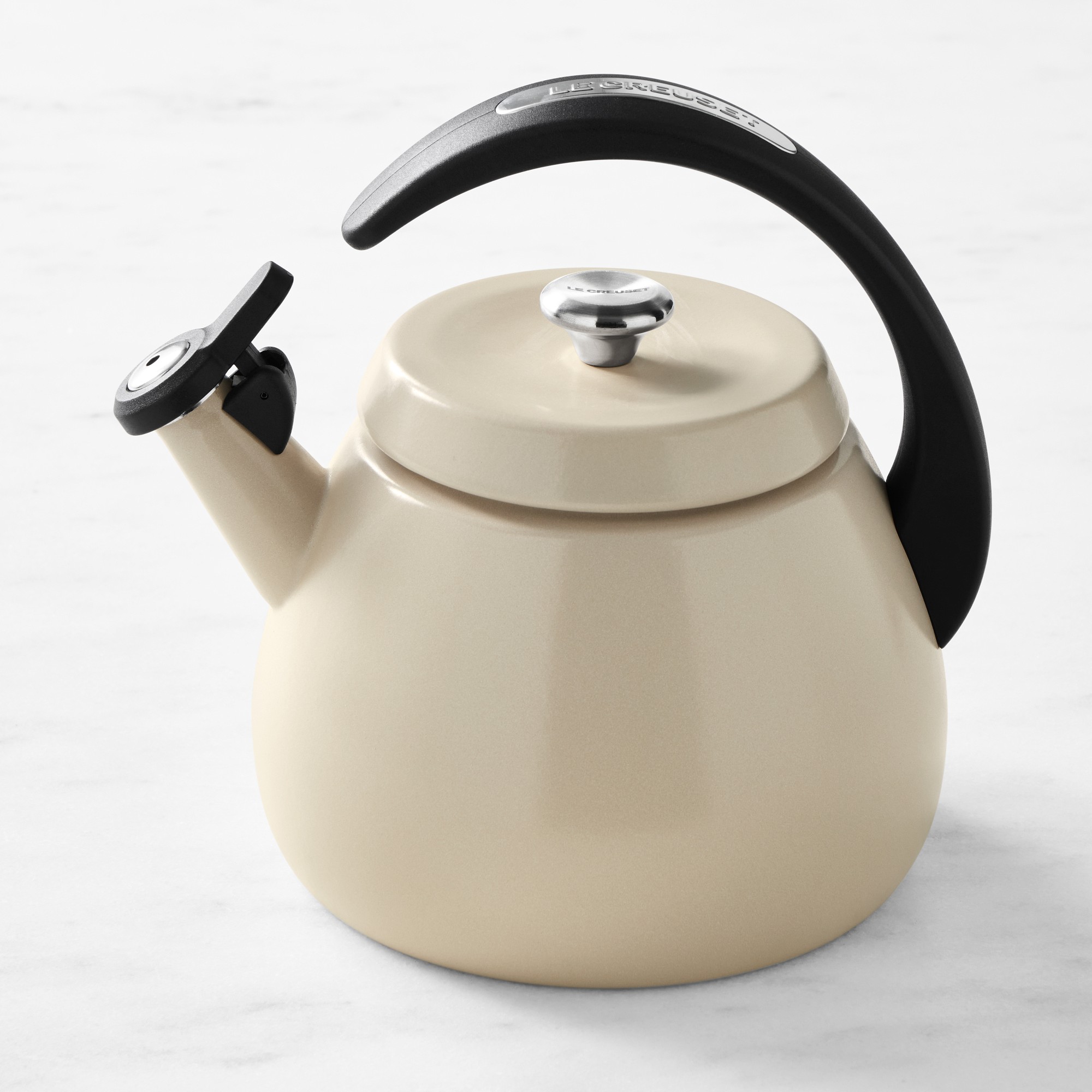 Le Creuset Cloche Tea Kettle, 2-Qt.