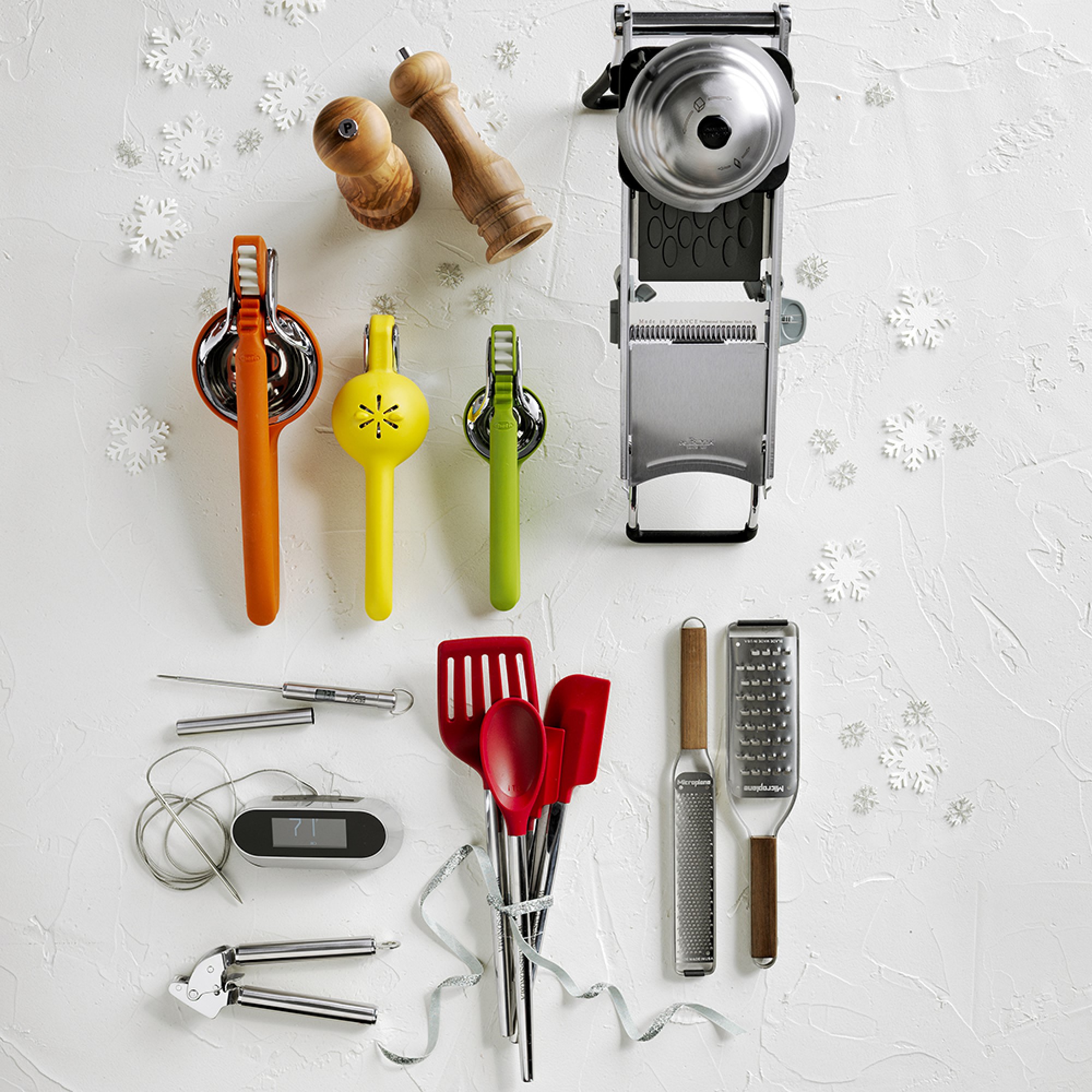 Williams Sonoma Traditional Olivewood Salt & Pepper Mills