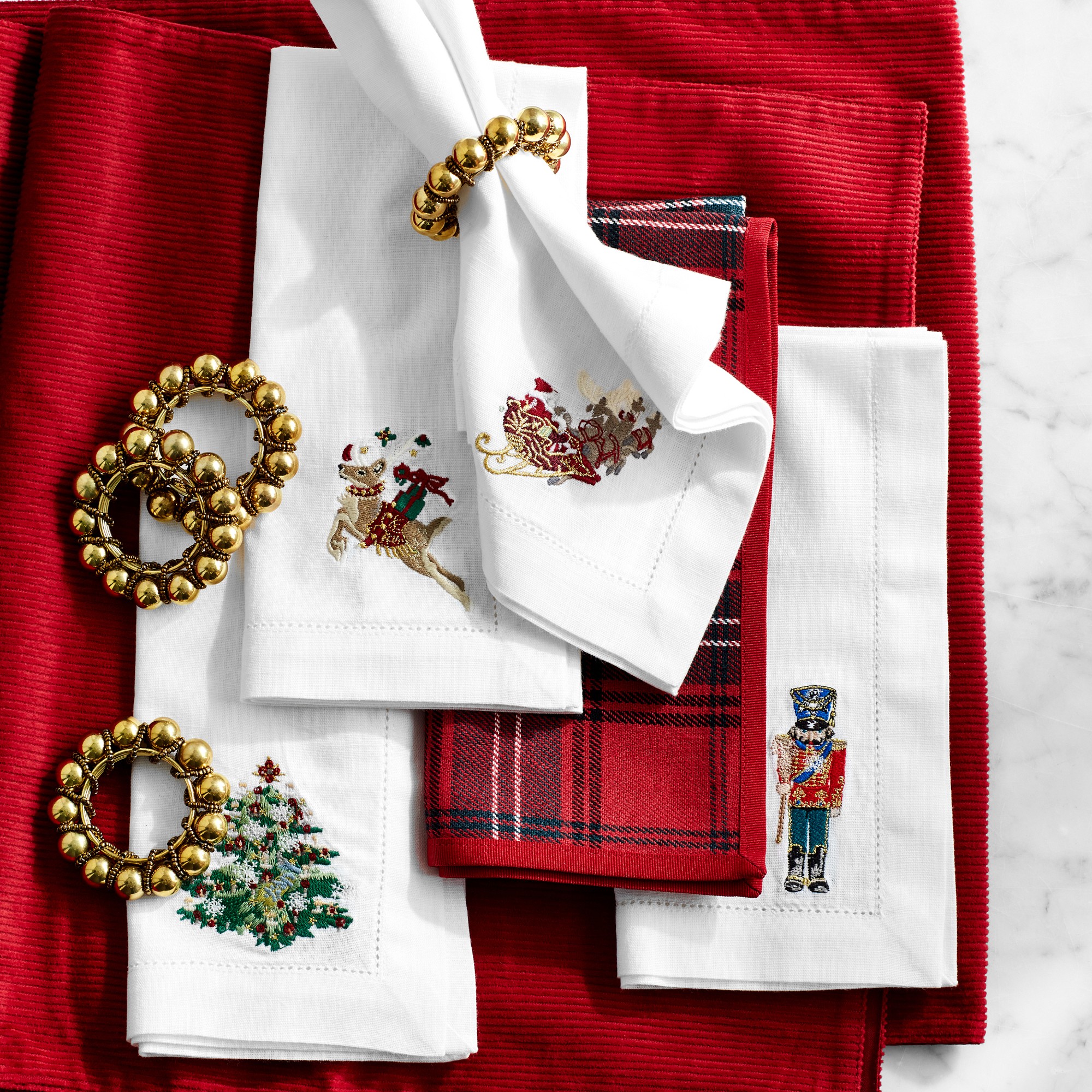 Gold Crown Napkin Rings, Set of 4