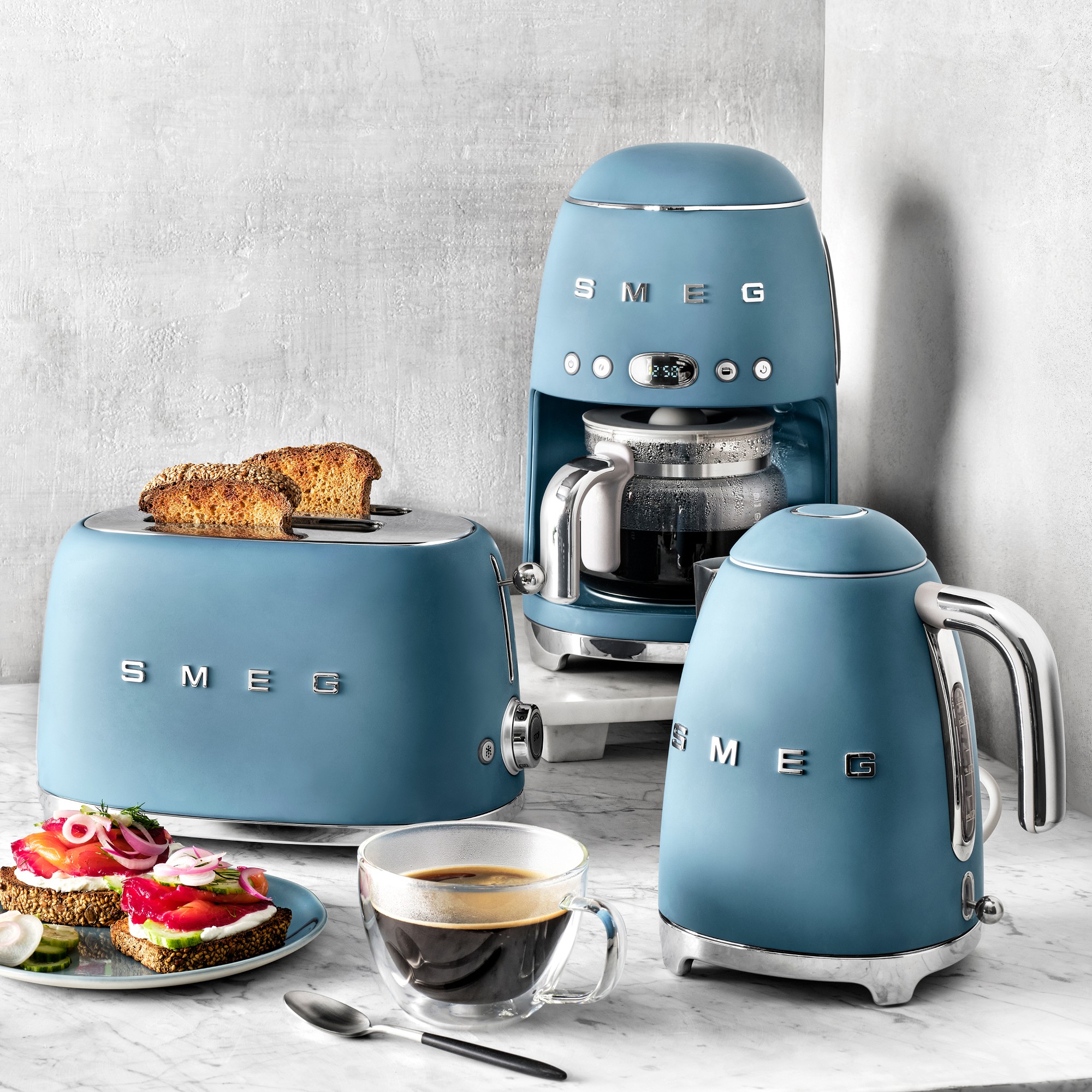 SMEG Electric Kettle