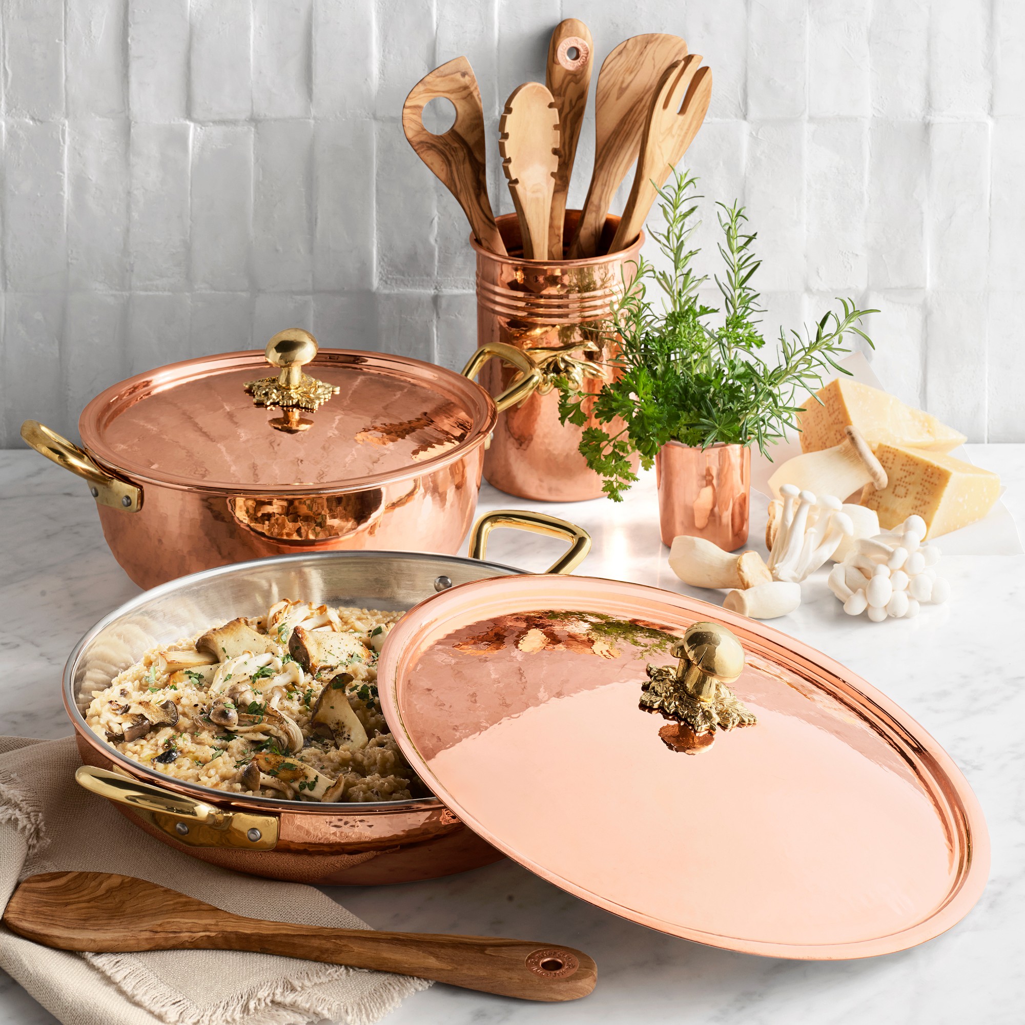 Ruffoni Historia Hammered Copper Risotto Pan with Mushroom Knob, 5 1/2-Qt.