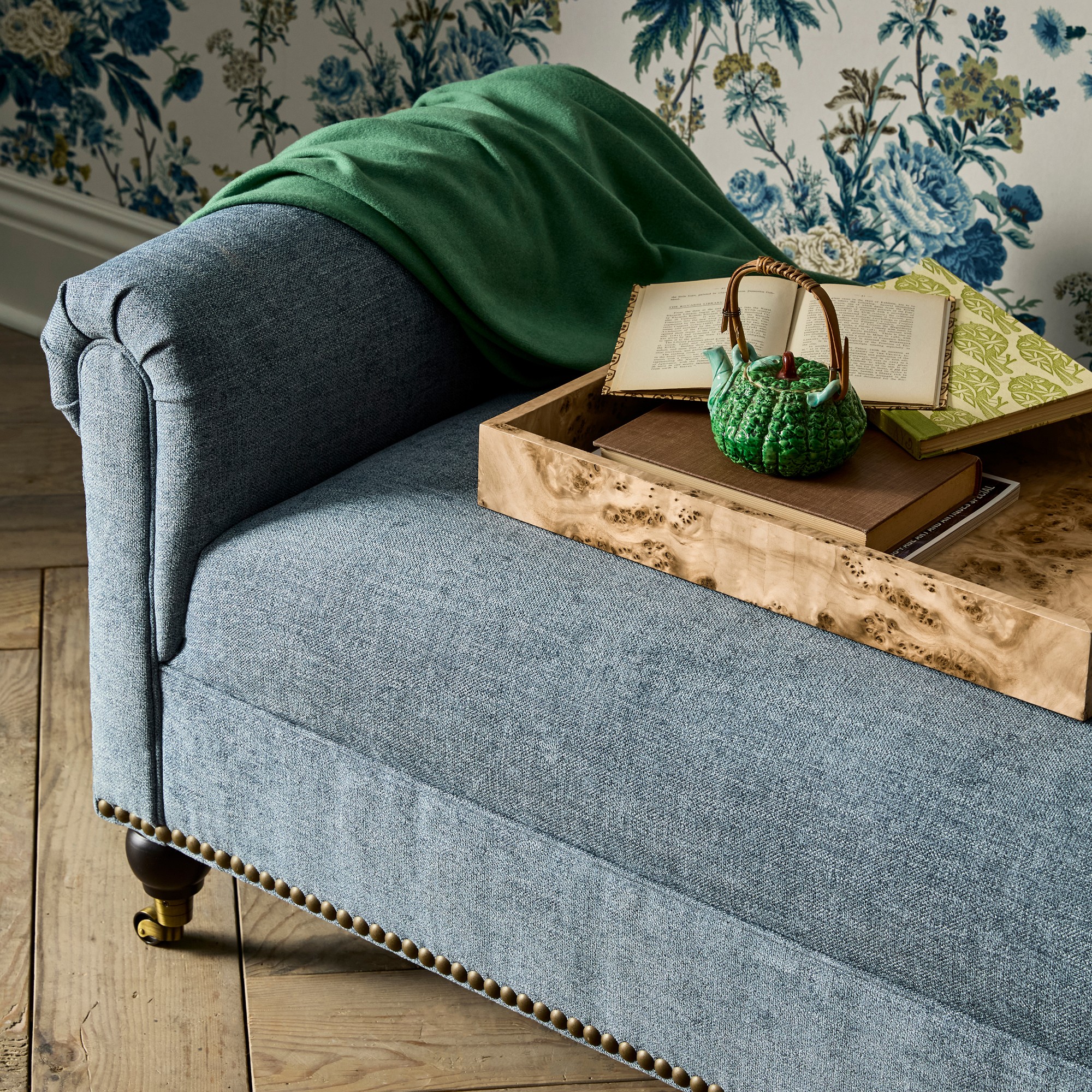 Soho Roll Arm Bench (63