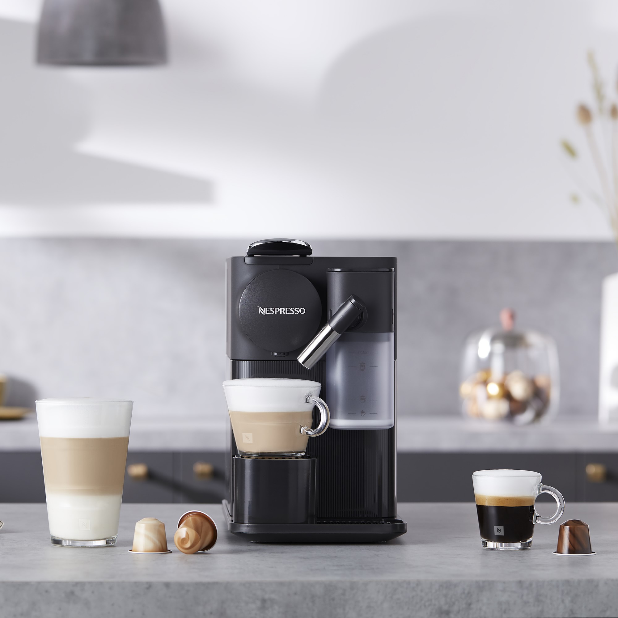 Nespresso Lattissima One Espresso Machine By De'Longhi