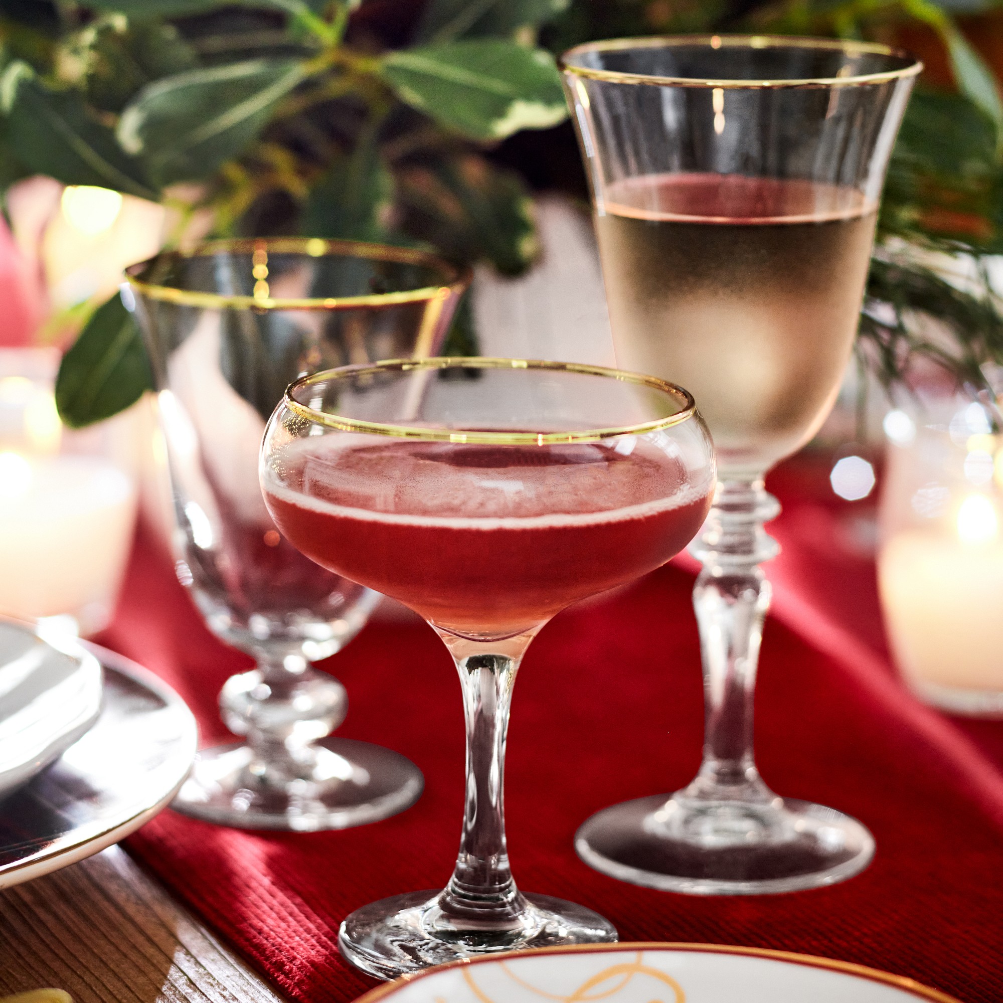 Gold Rim Champagne Coupe Glasses, Set of 4