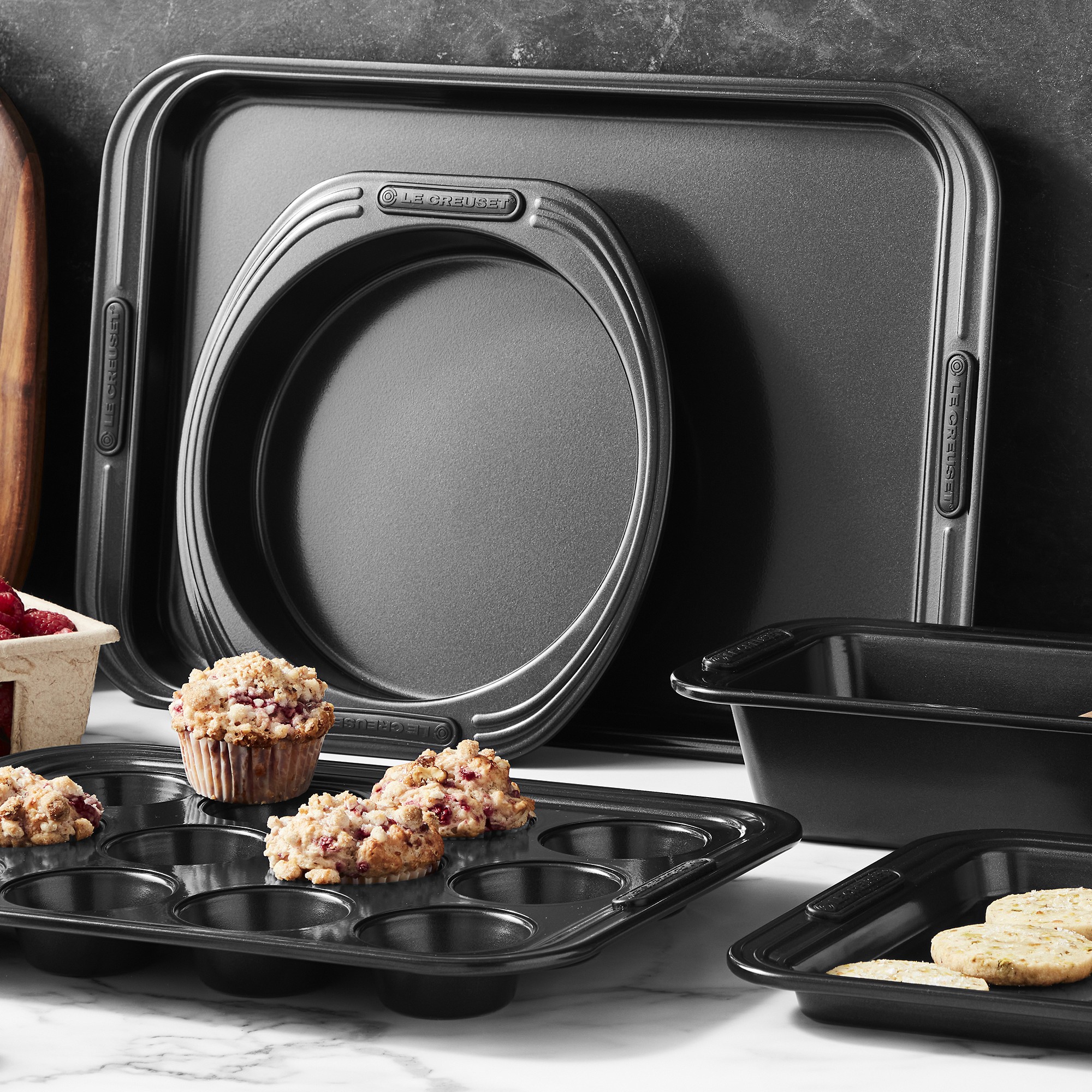 Le Creuset Nonstick Bakeware Essentials, Set of 5