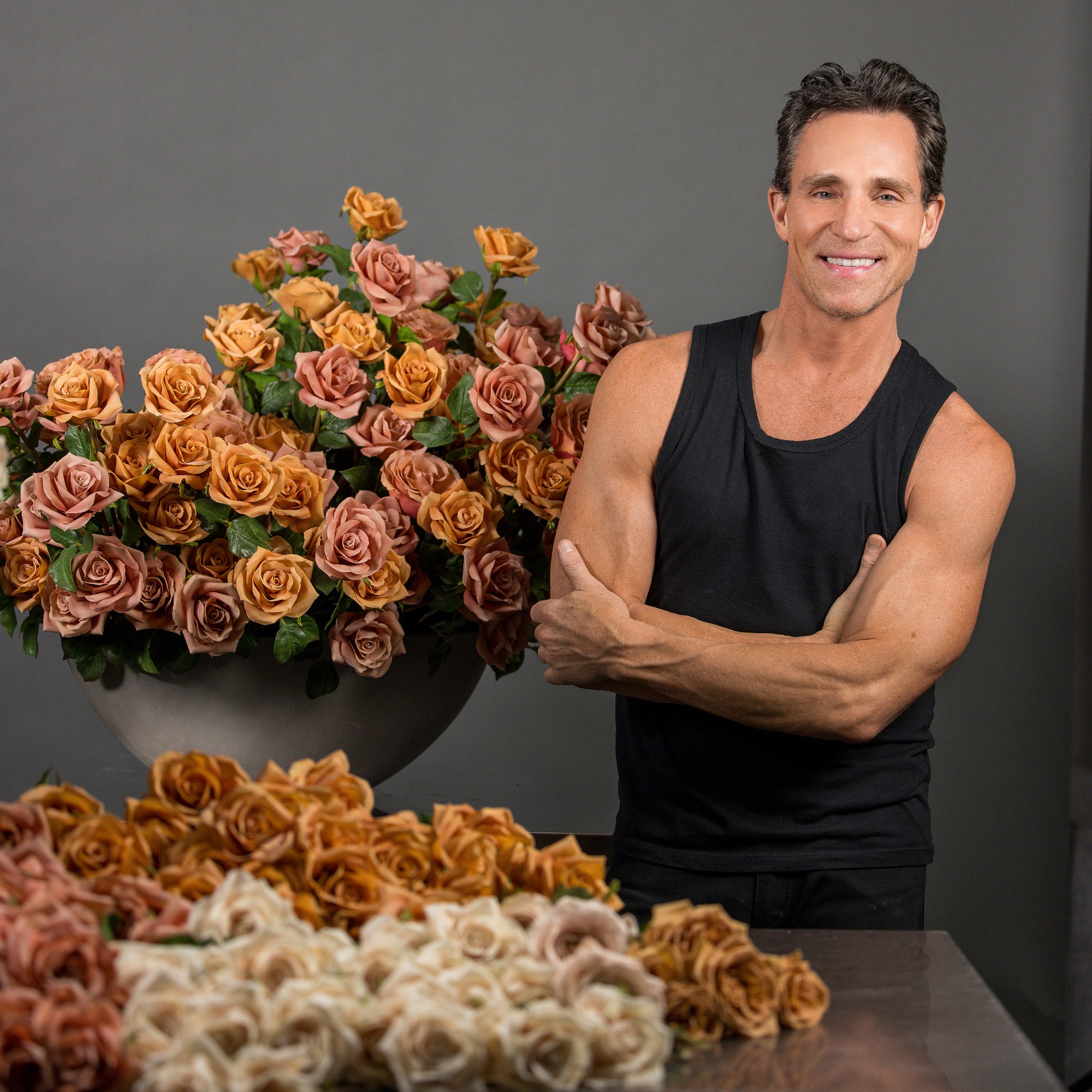 Jeff Leatham x Williams Sonoma Real Touch Faux Toffee Rose Stems, Set of 12