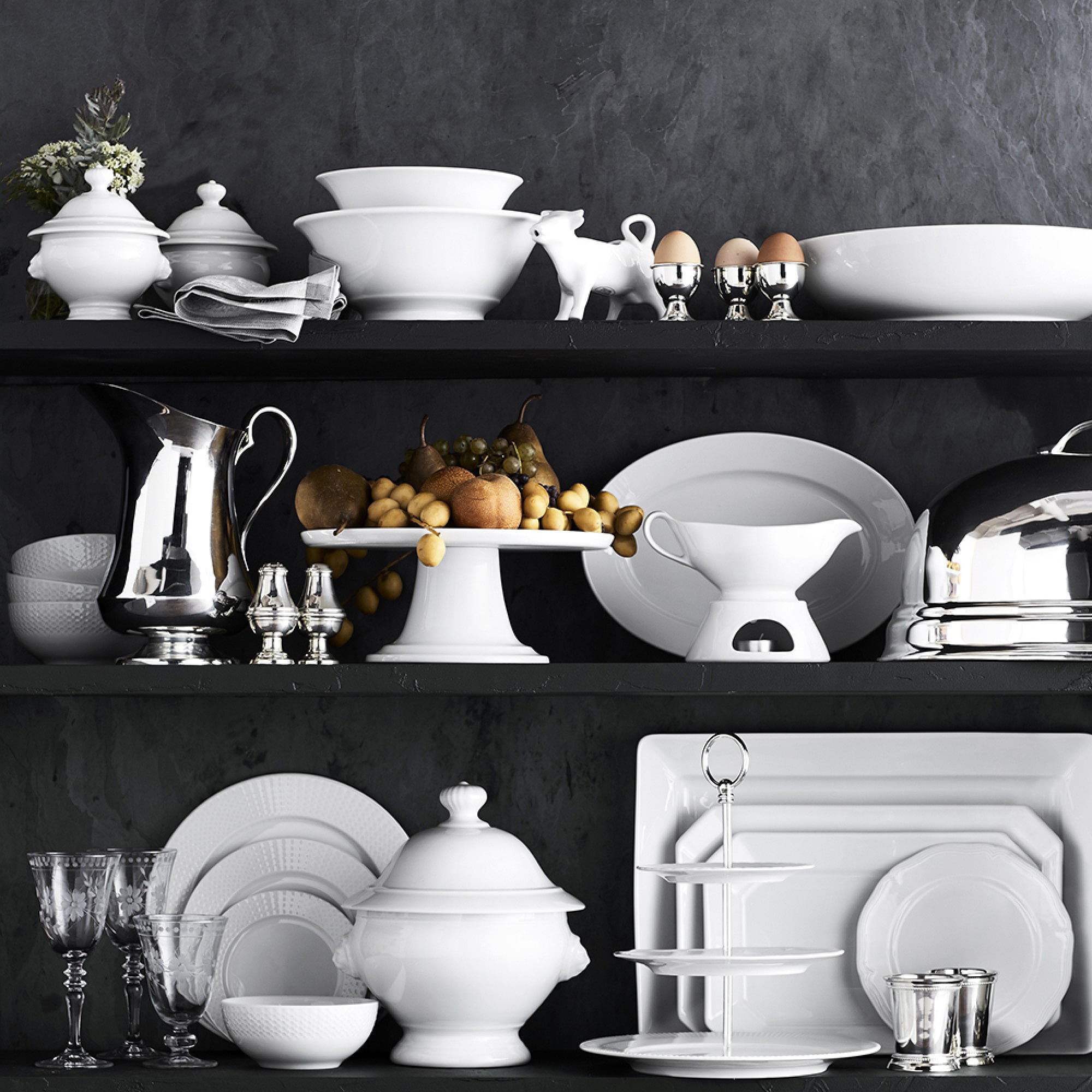 Apilco Tulip Porcelain Serving Bowls