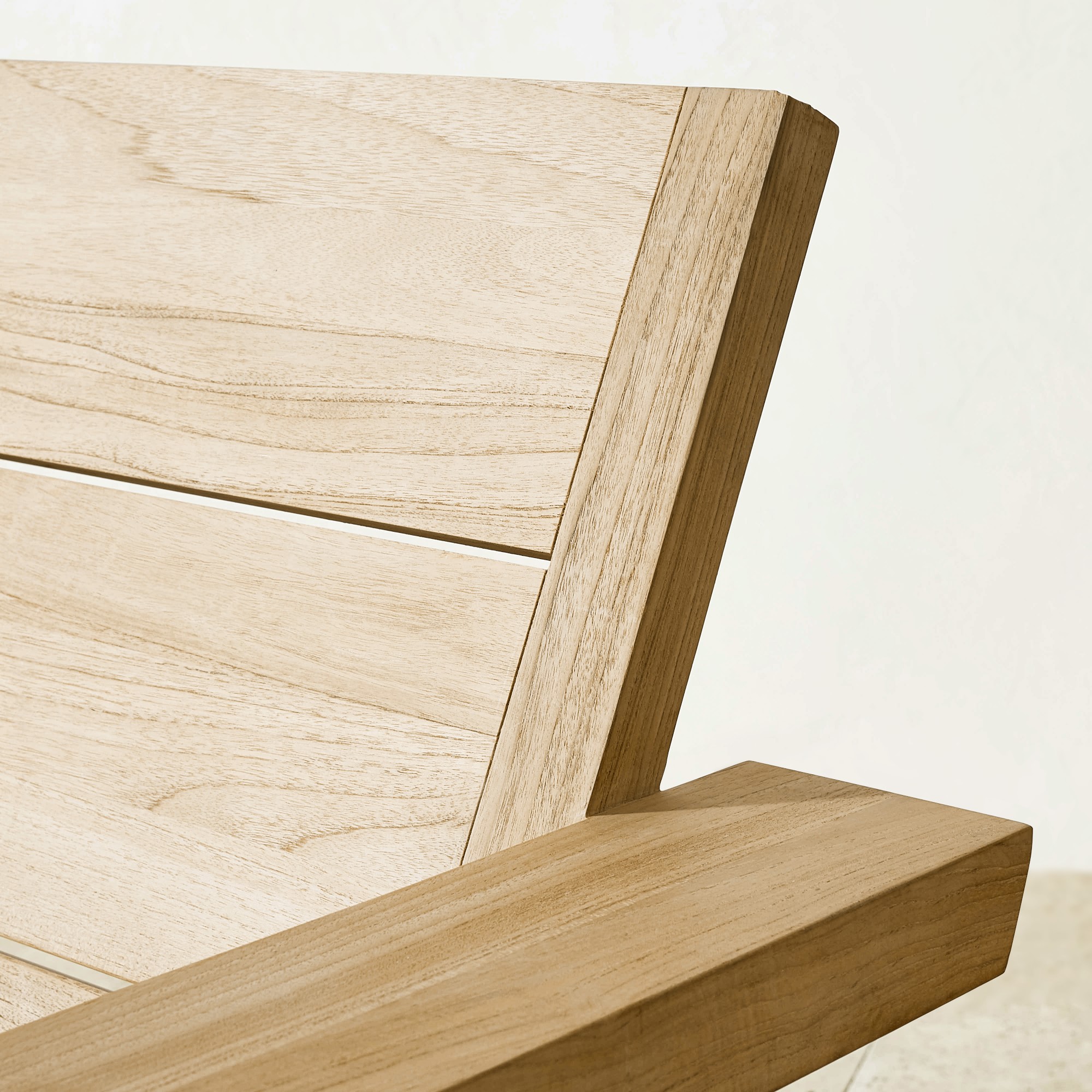 Larnaca Outdoor Teak Deck Chair