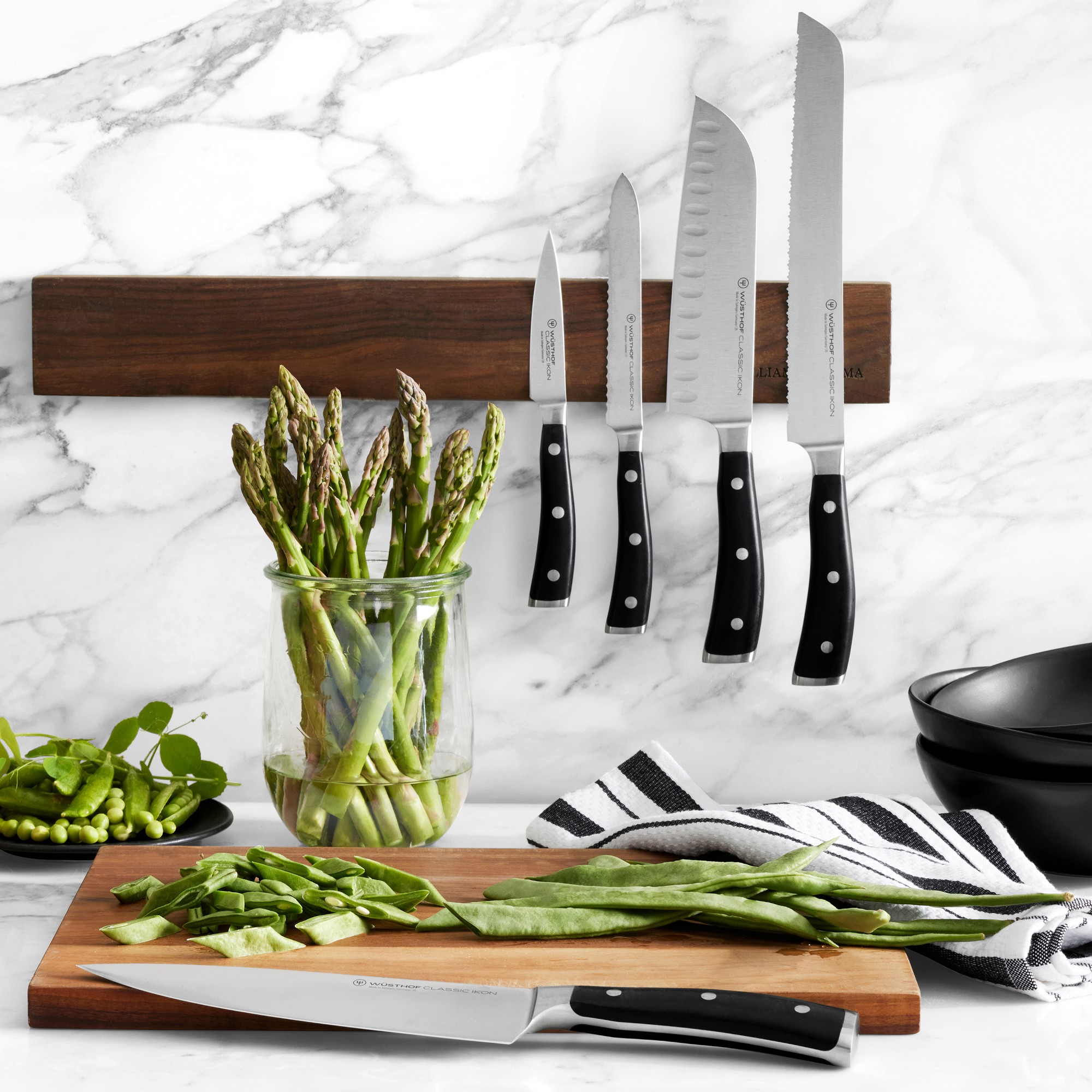 Wüsthof Classic Ikon Double-Serrated Bread Knife, 9